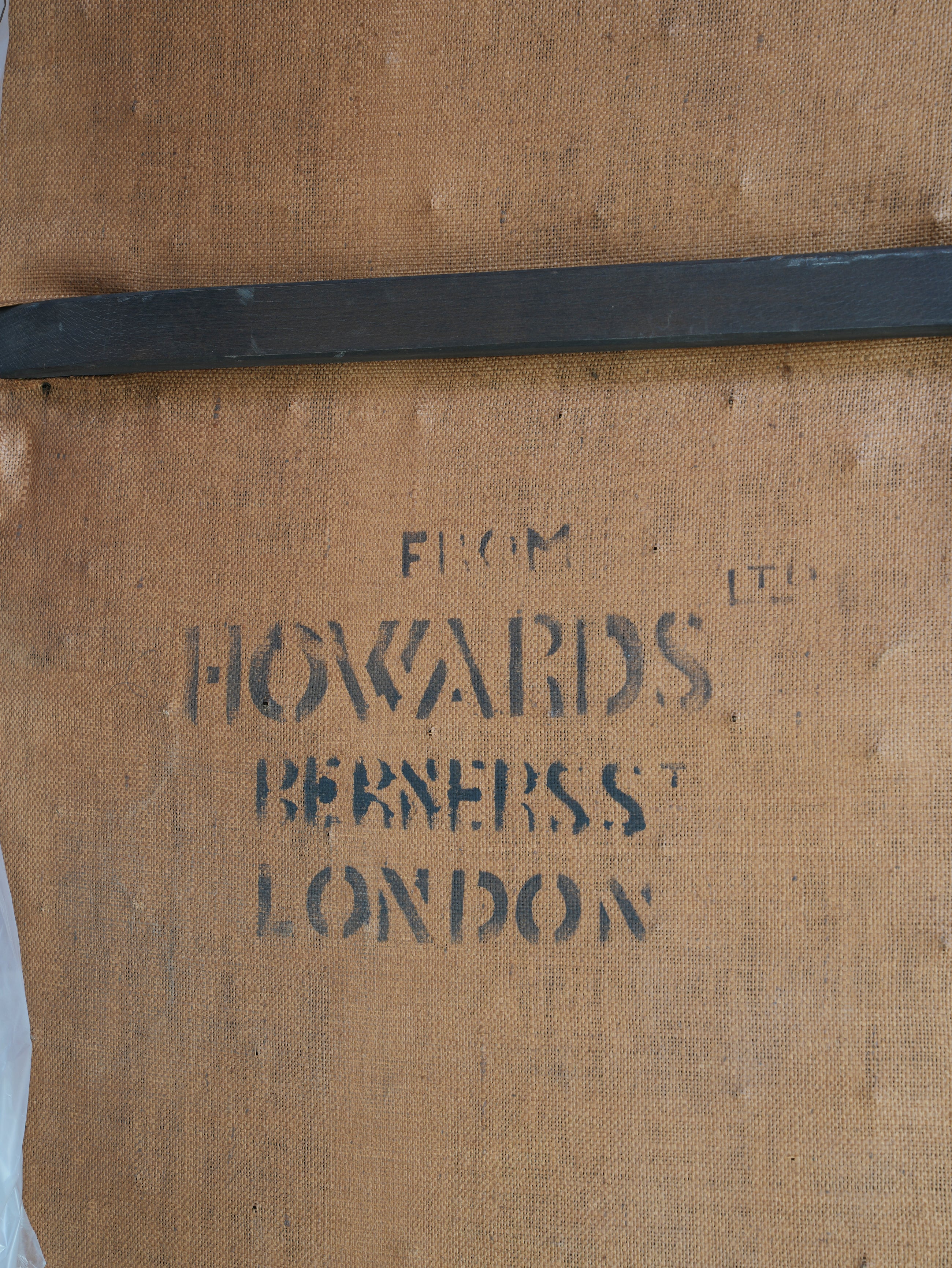 A Howard & Sons Day Bed