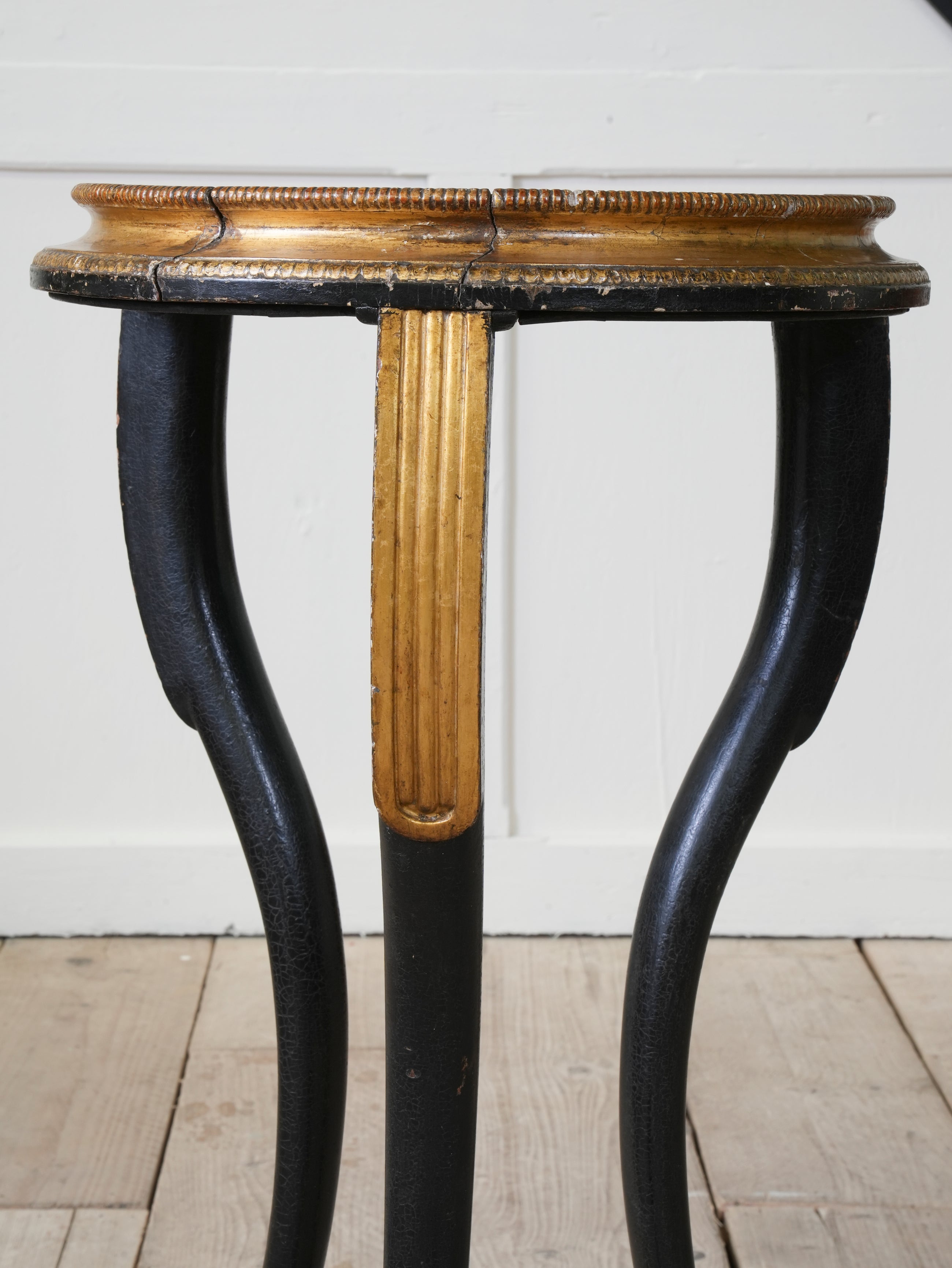 An Early 19th Century Gueridon