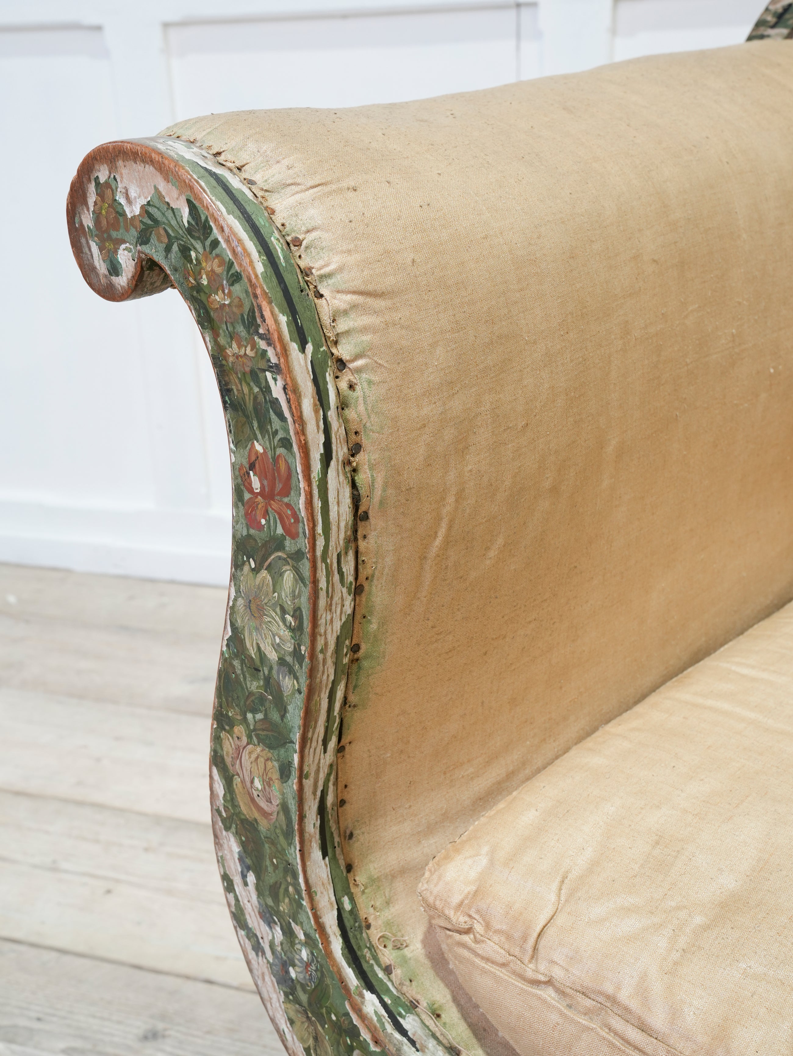 Regency Painted Chaise Longue