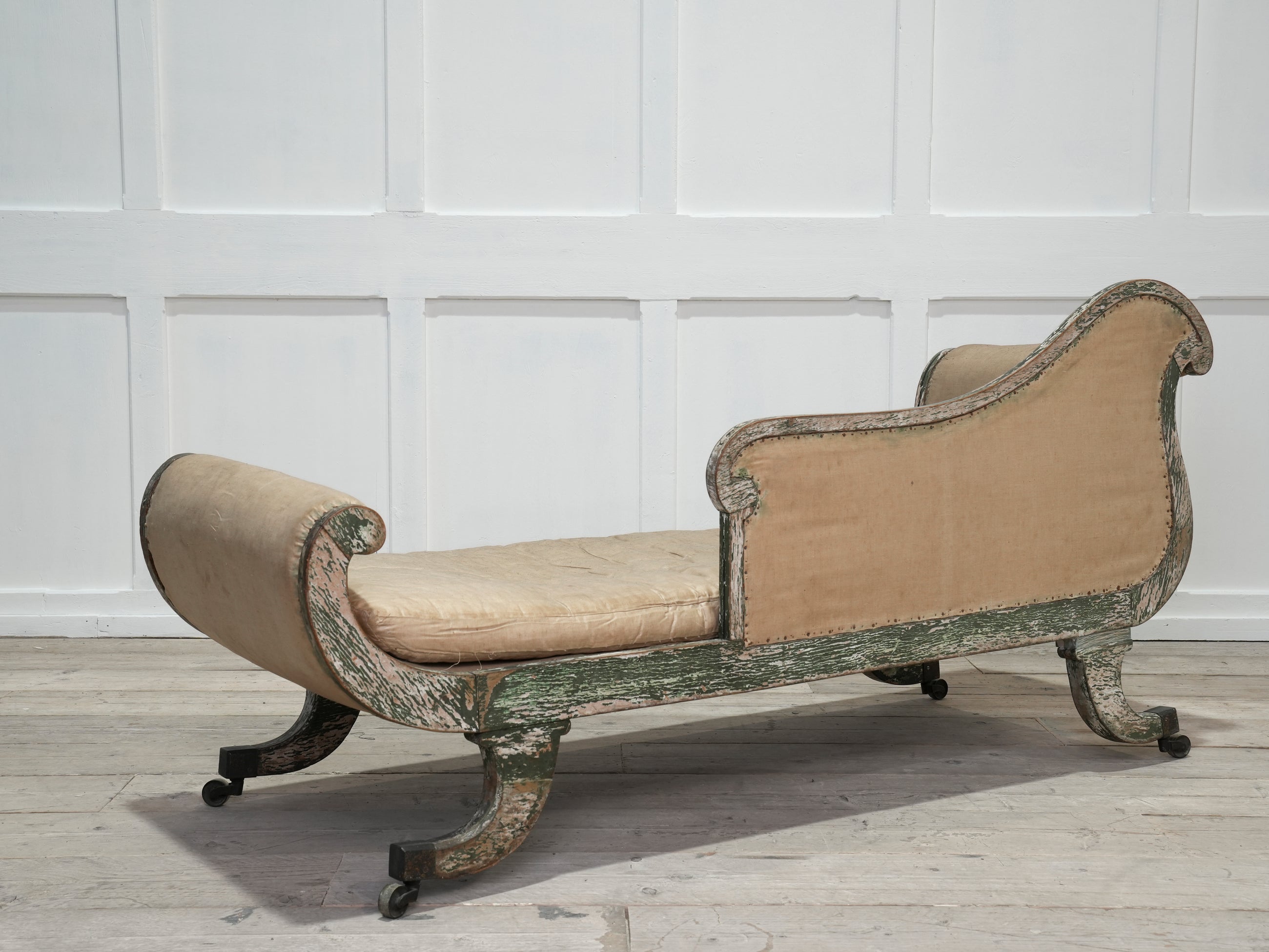 Regency Painted Chaise Longue