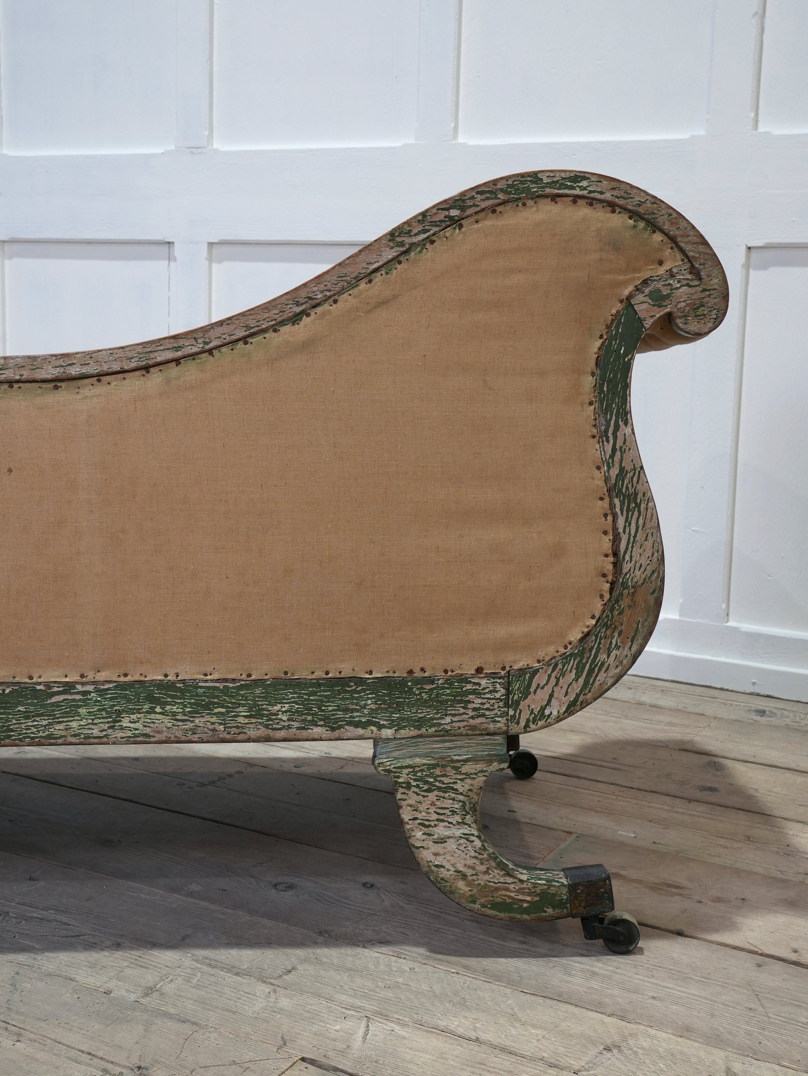 Regency Painted Chaise Longue