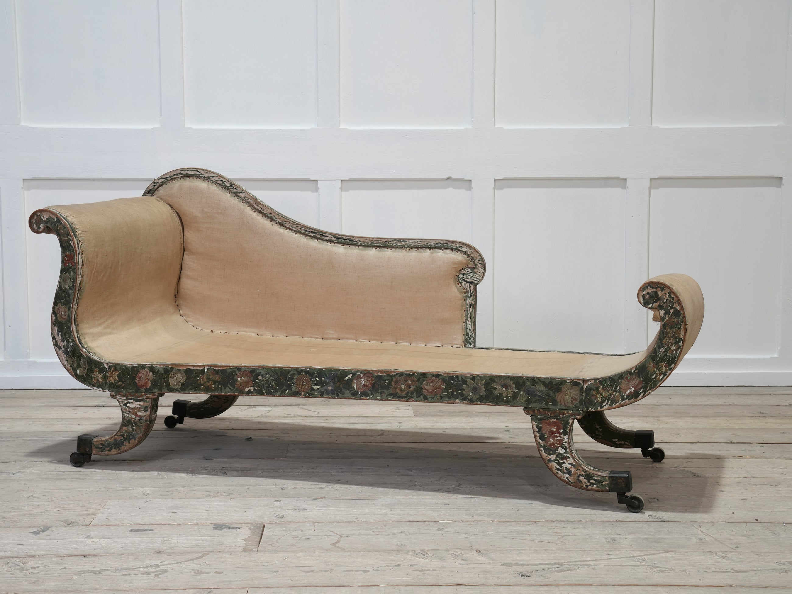 Regency Painted Chaise Longue