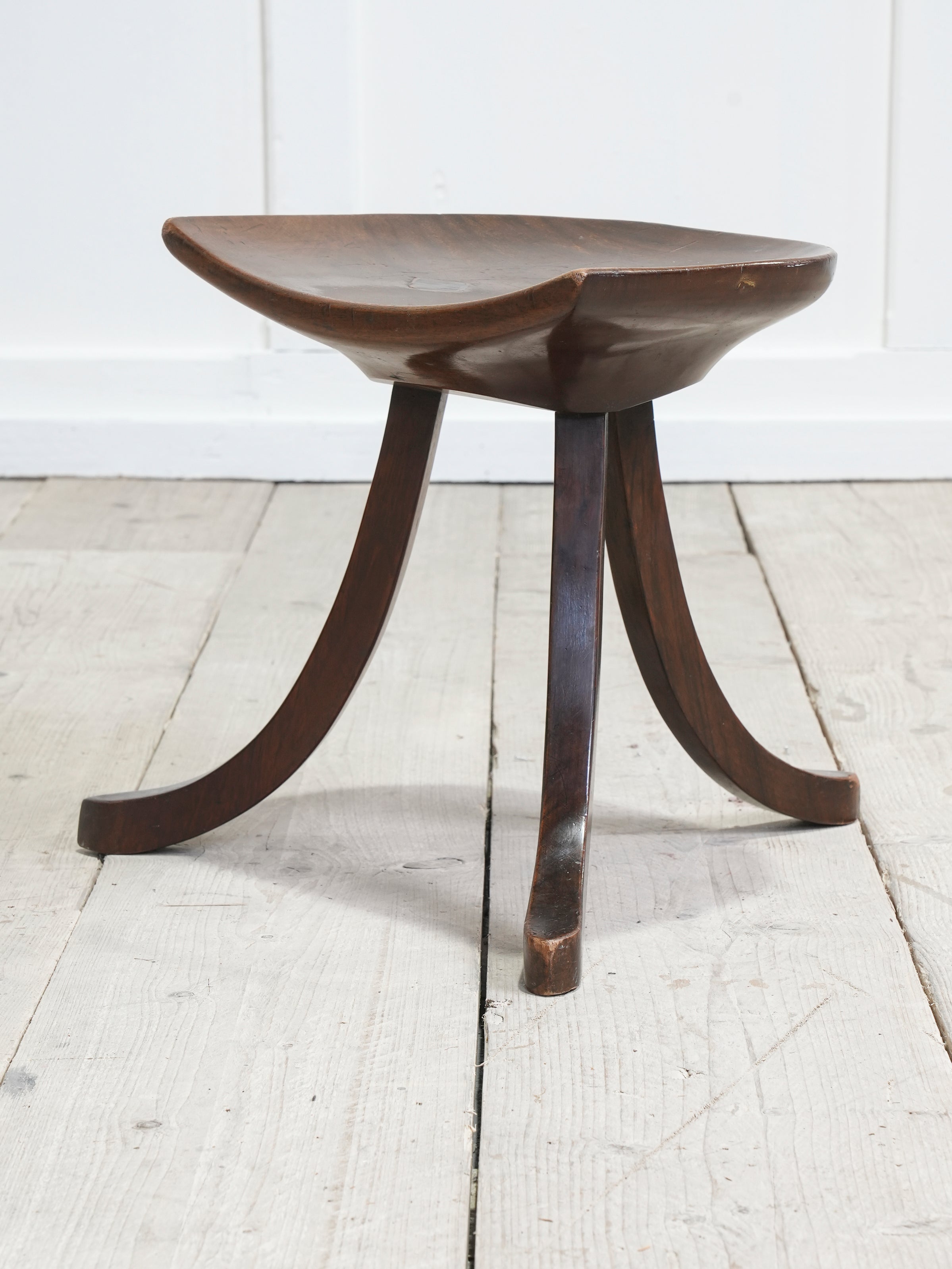 A Thebes Stool