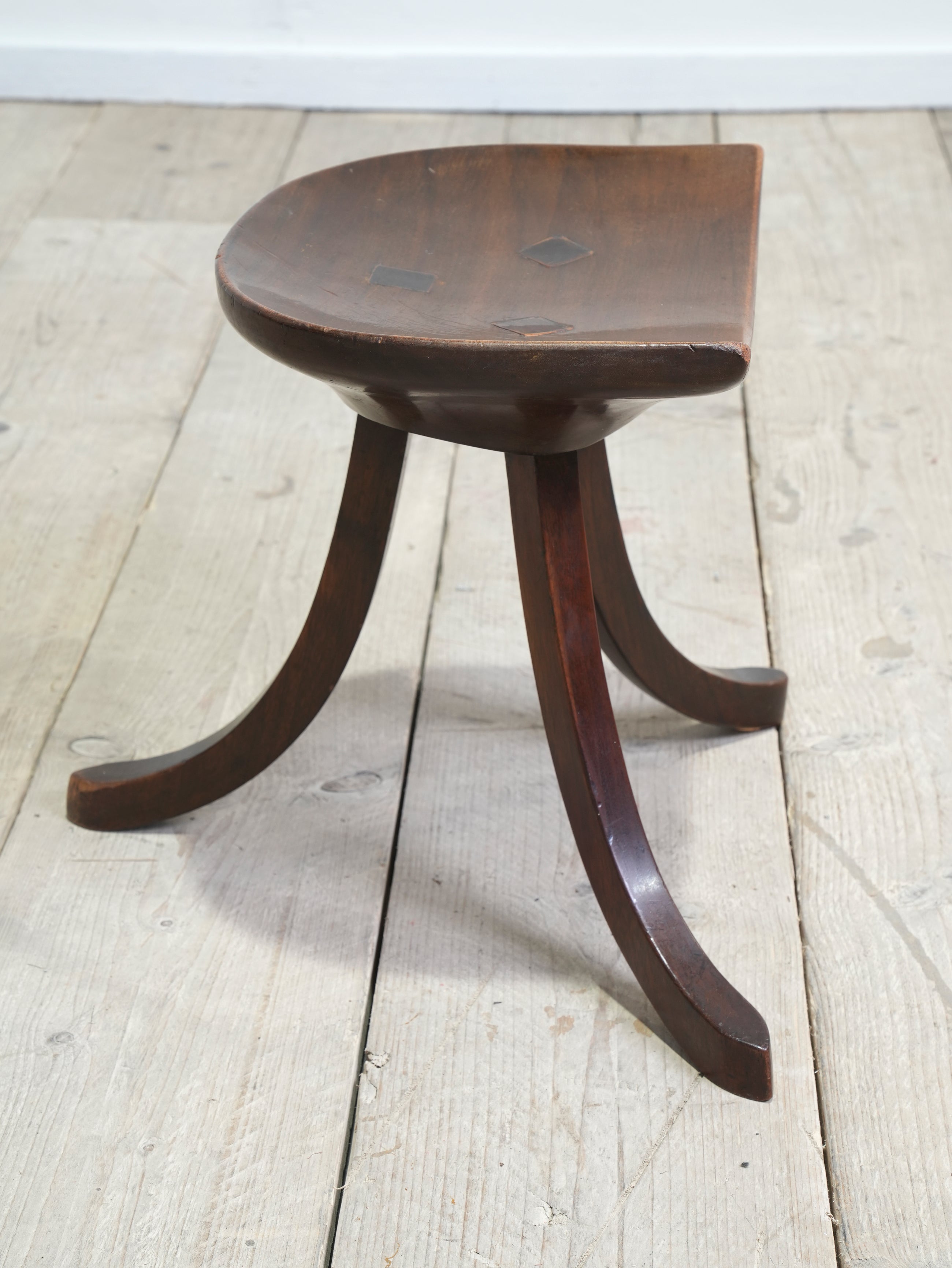 A Thebes Stool