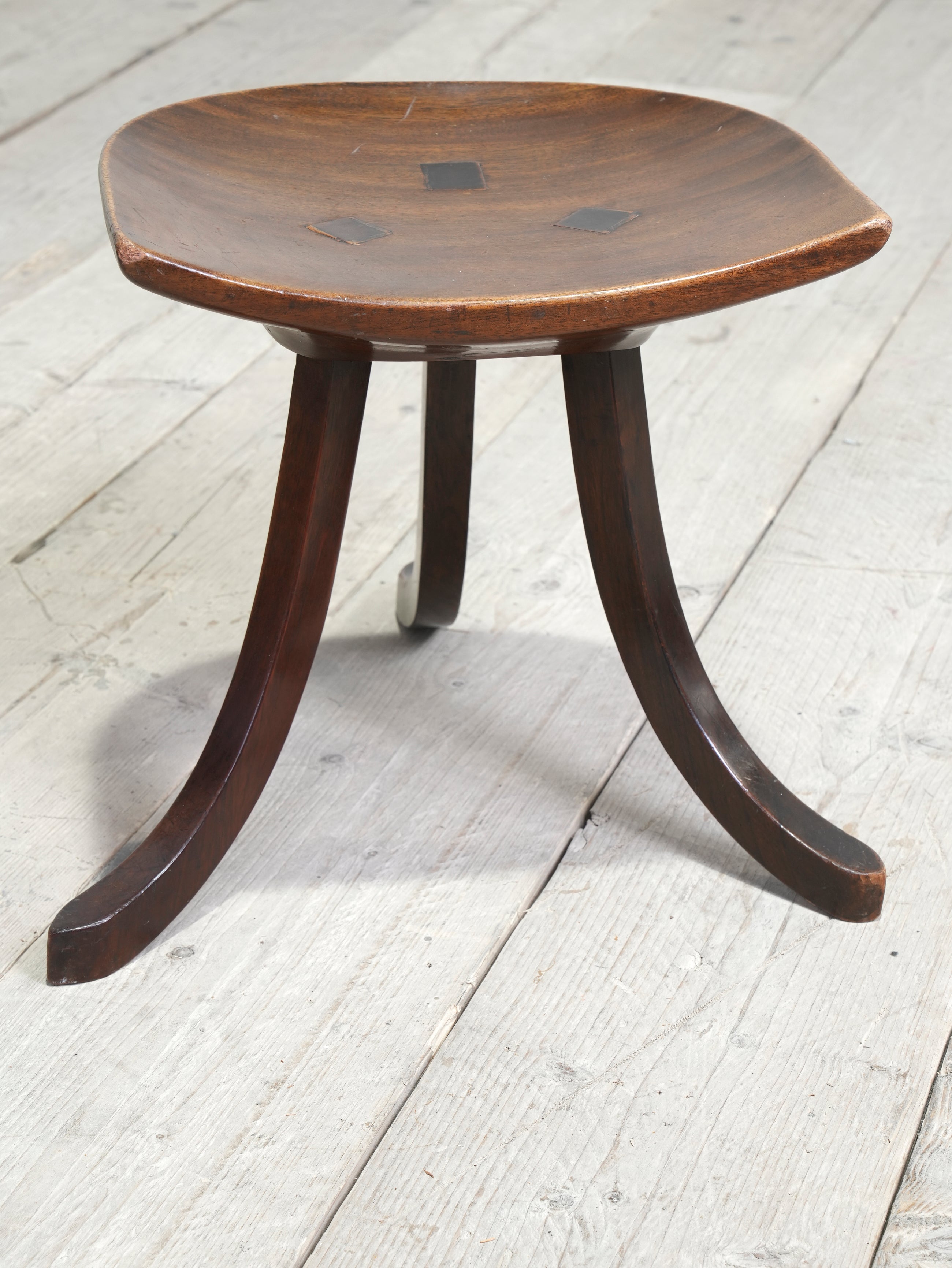 A Thebes Stool