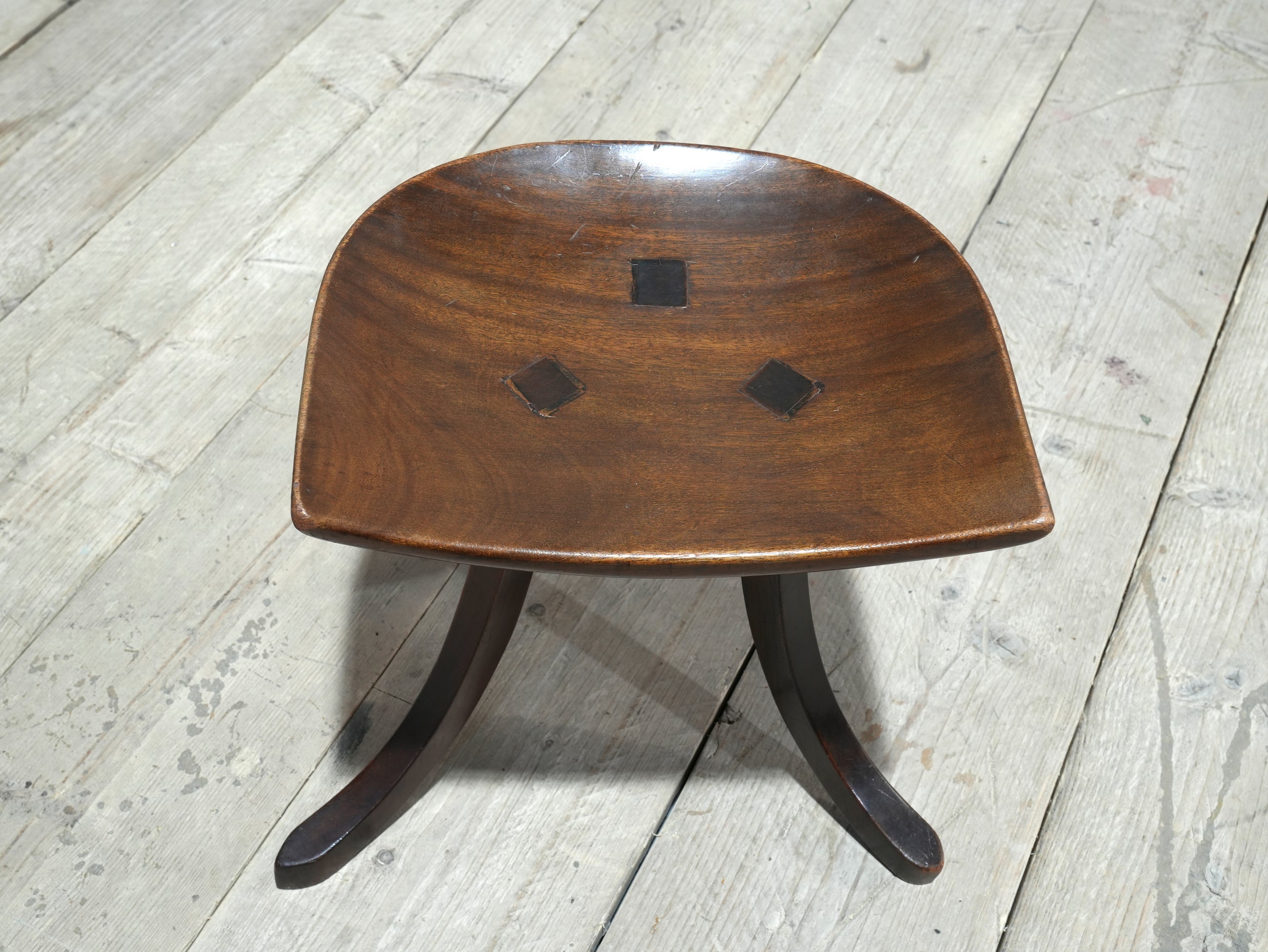 A Thebes Stool