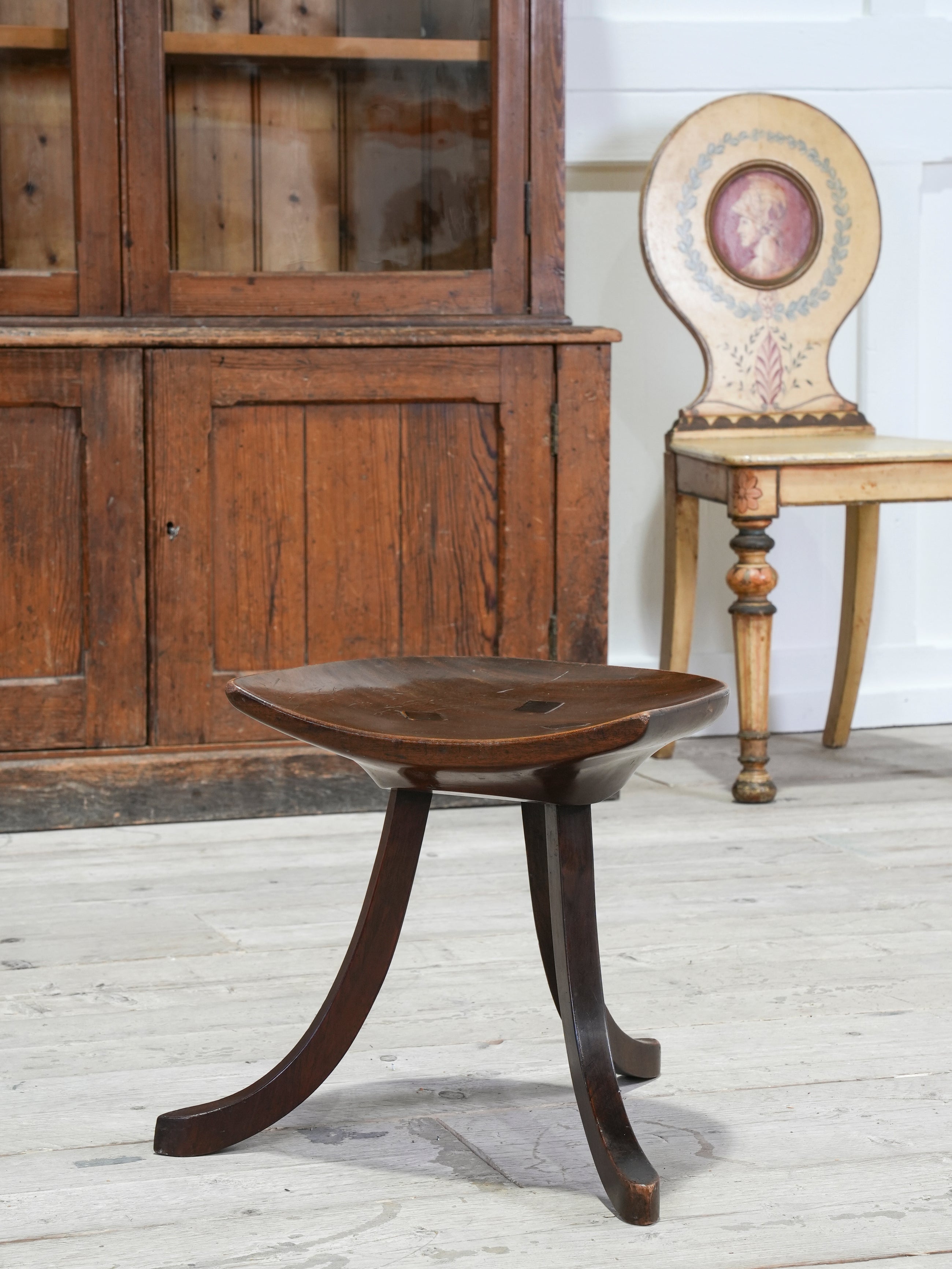 A Thebes Stool