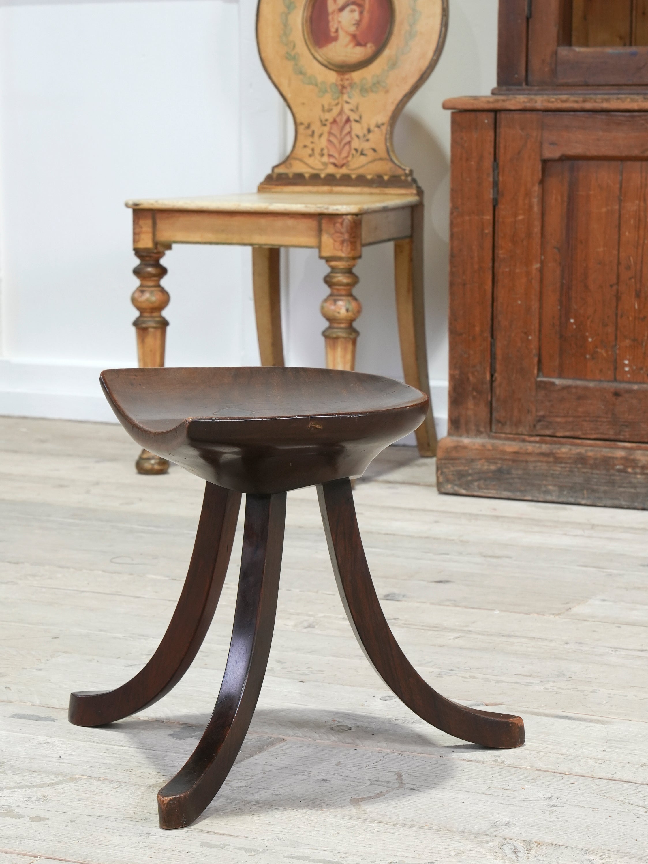 A Thebes Stool