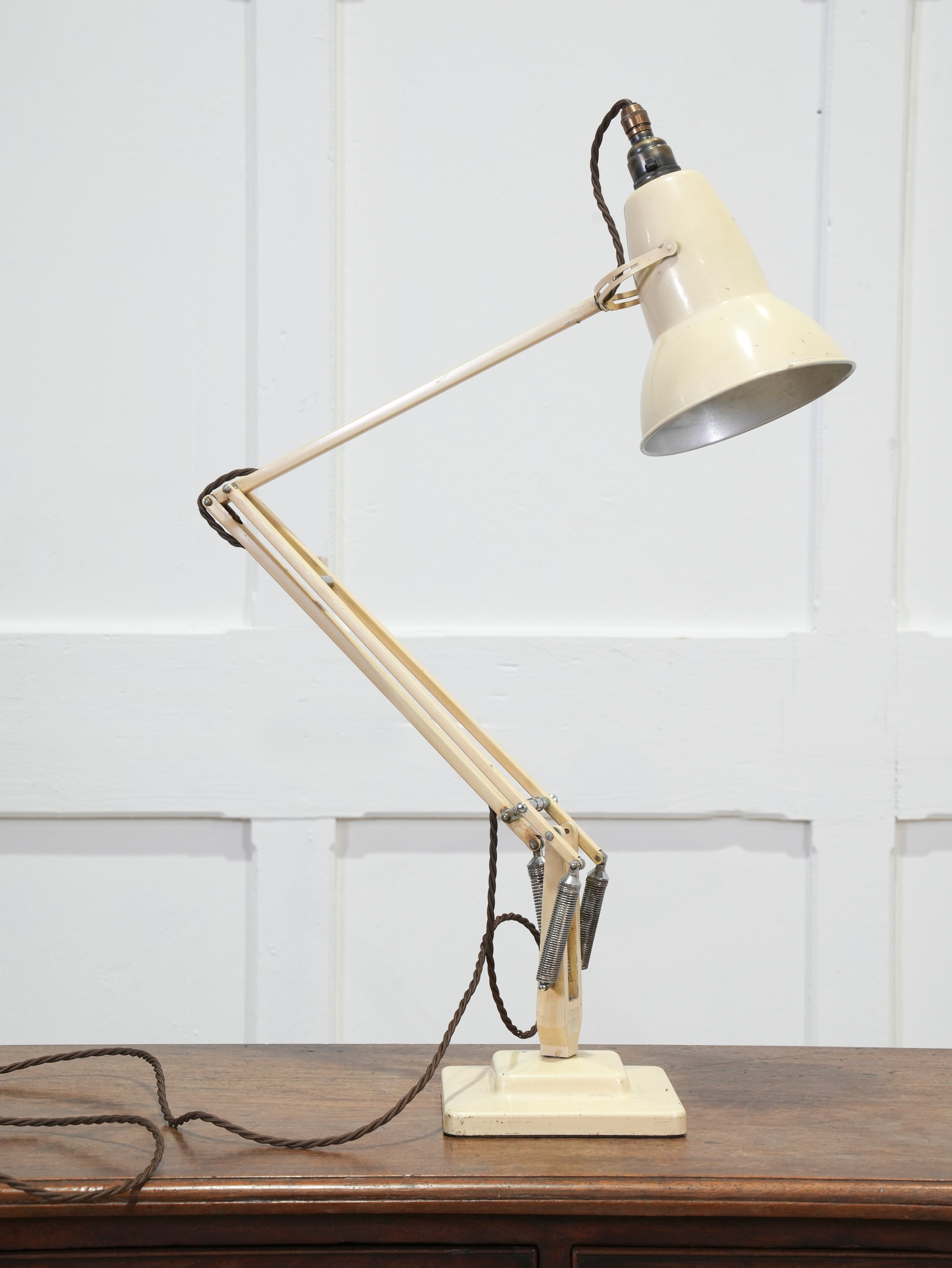 Cream Anglepoise