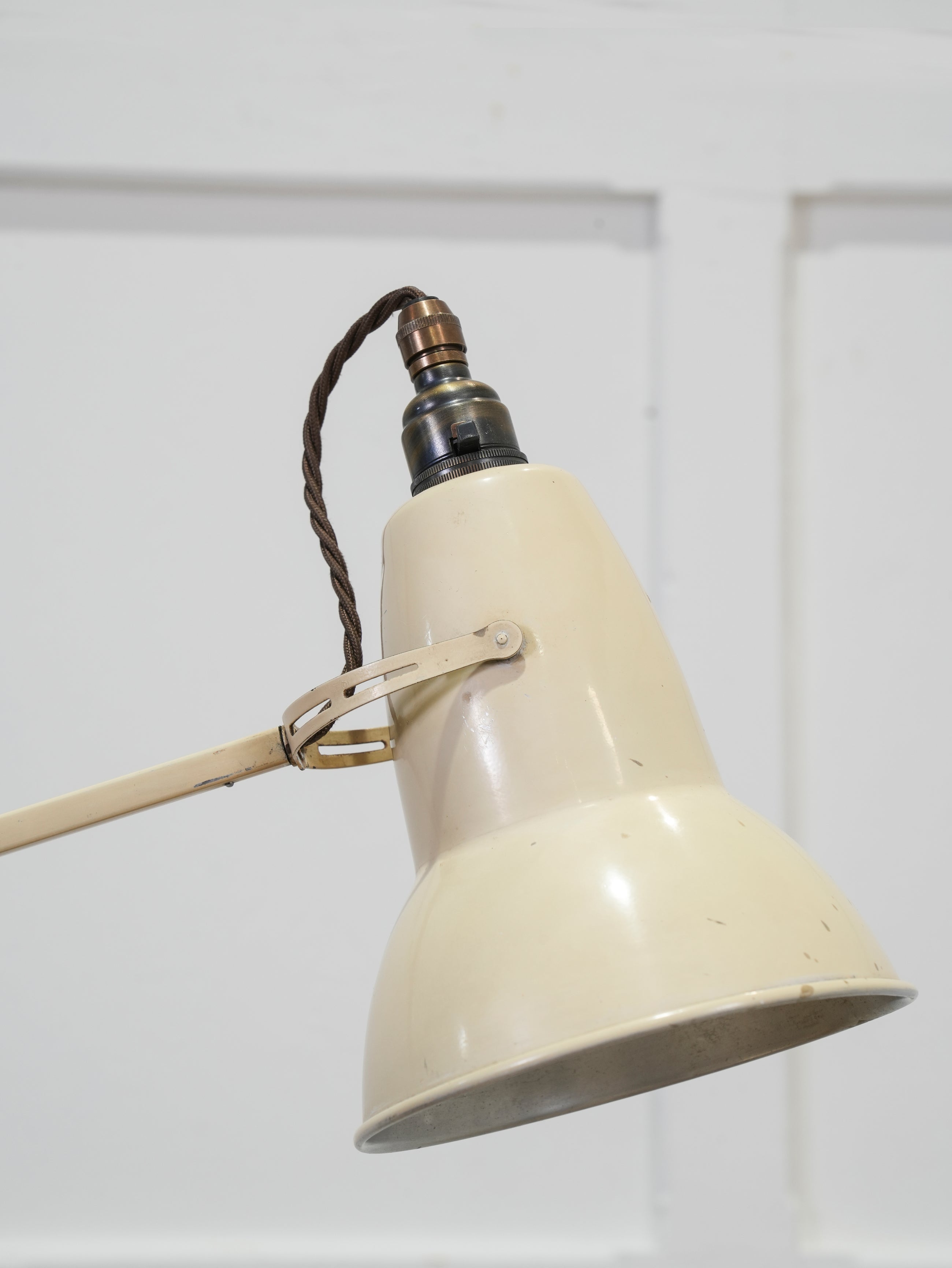 Cream Anglepoise
