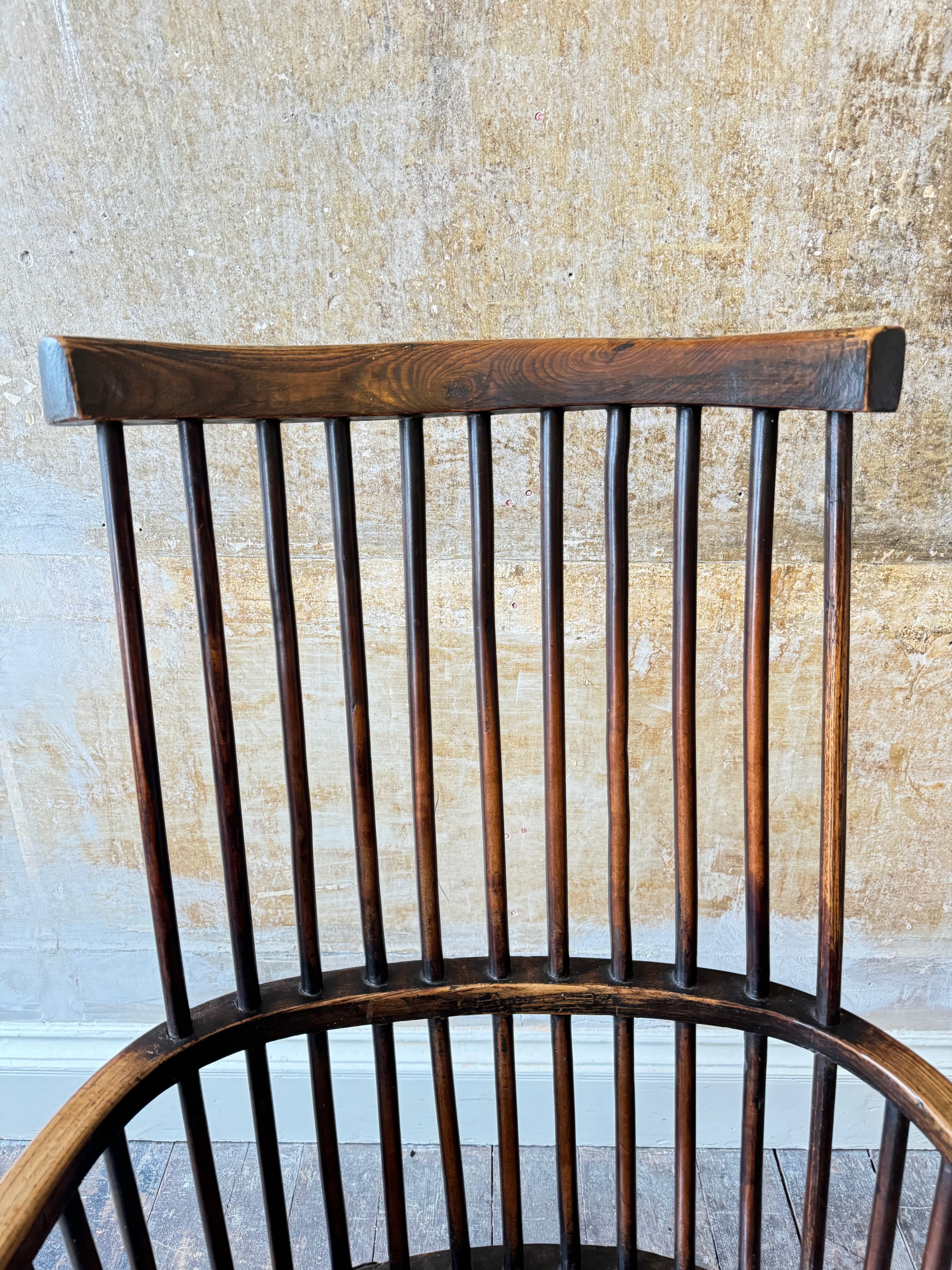 Late 18th Century Vernacular Comb Back Windsor