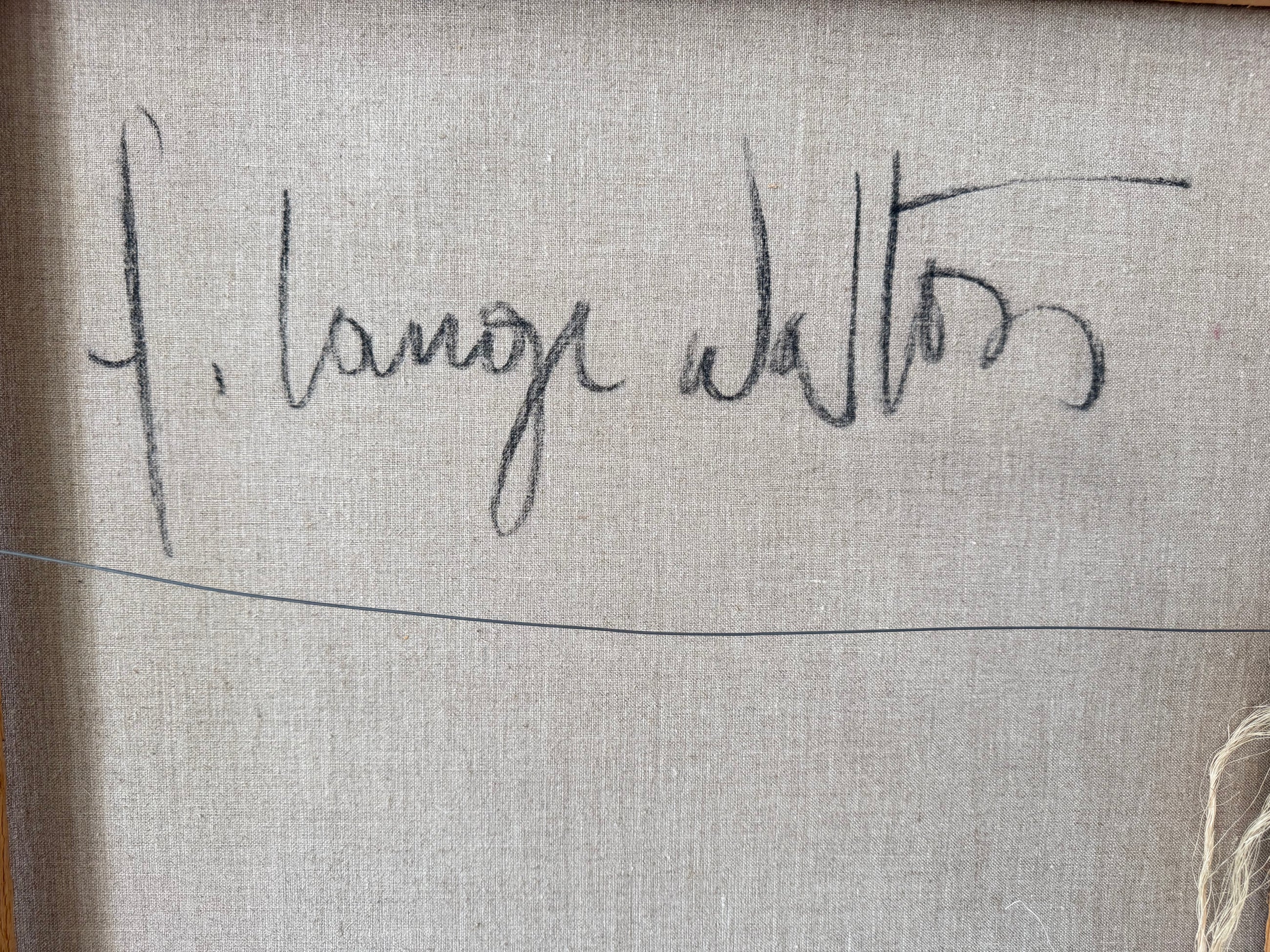 Un túnel y tres nubes