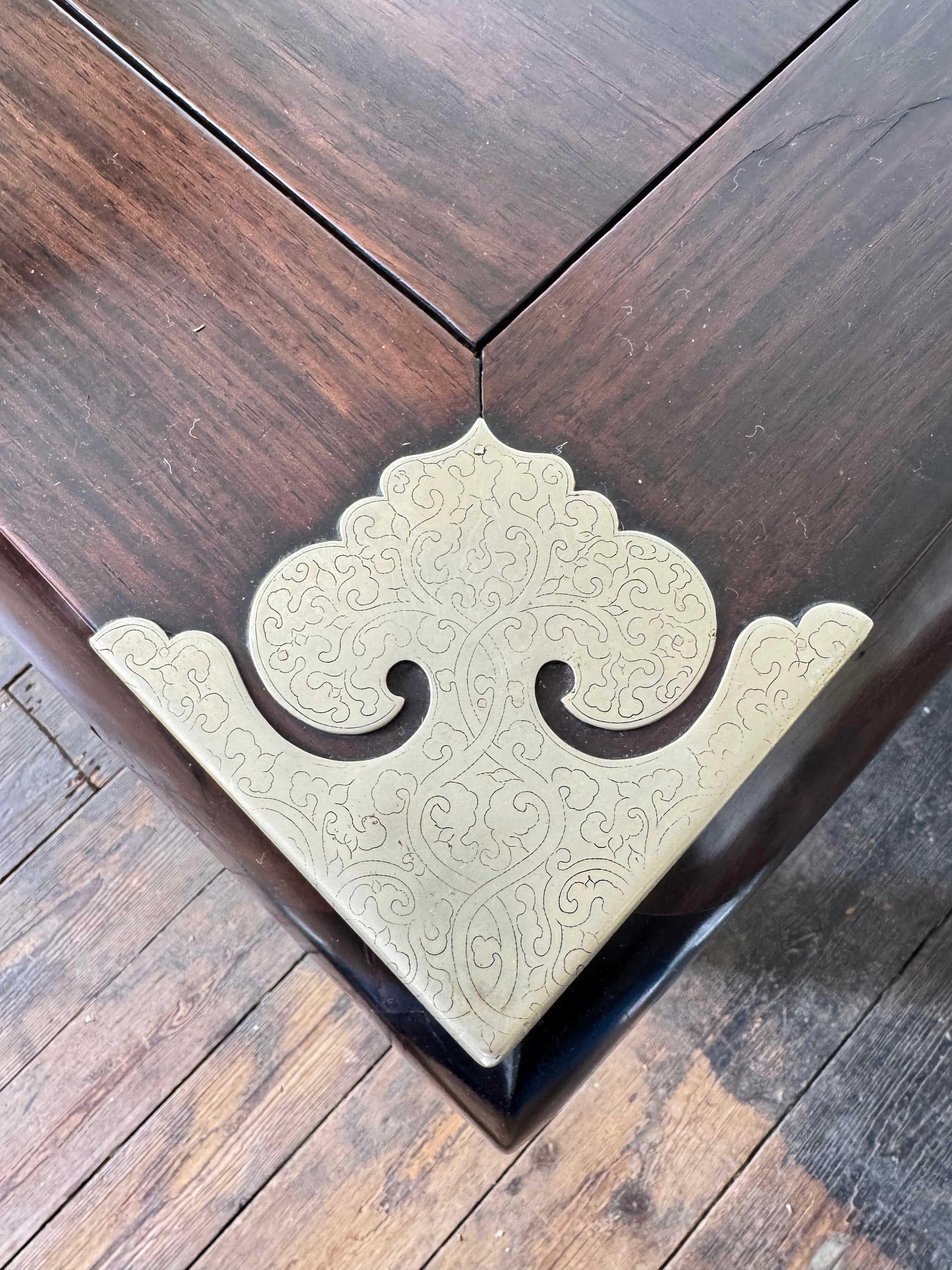 A Quing Dynasty "Vein Ebony" Library Table