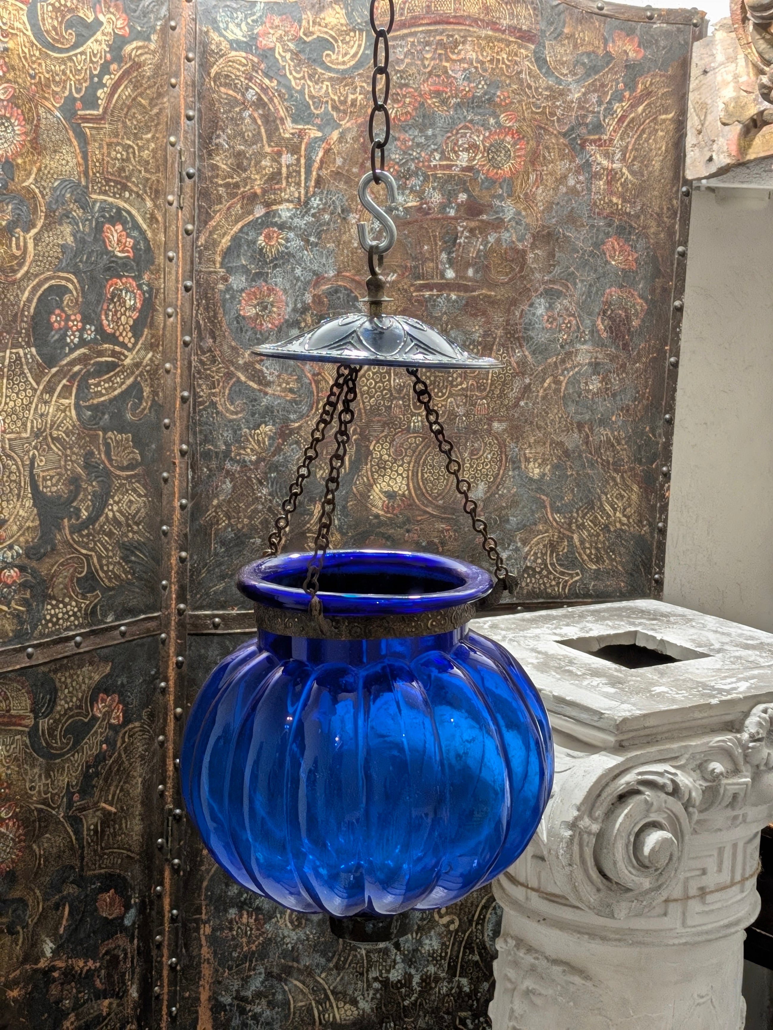 A Pair of Hundi Lamps