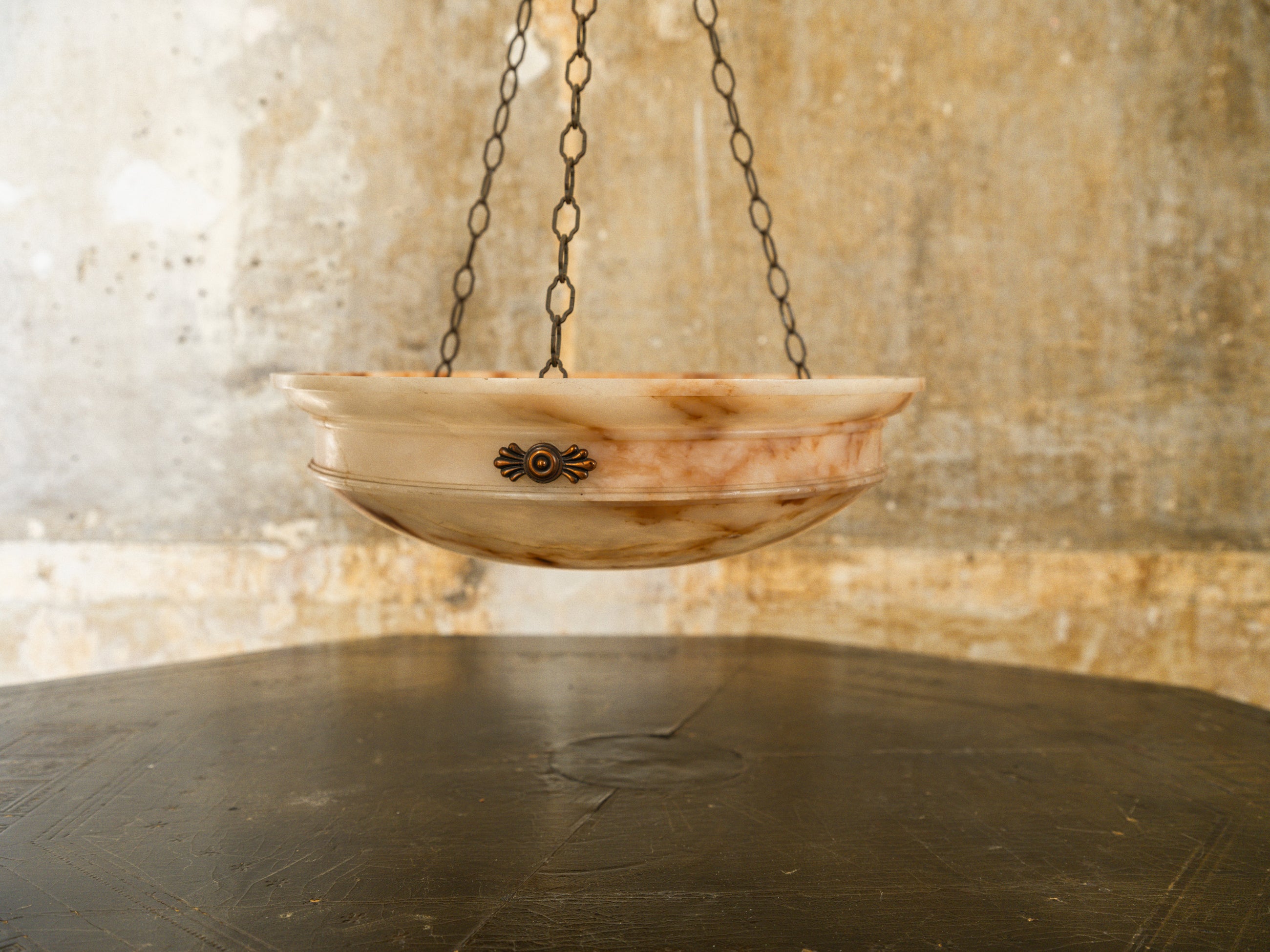 An Alabaster Dish Light