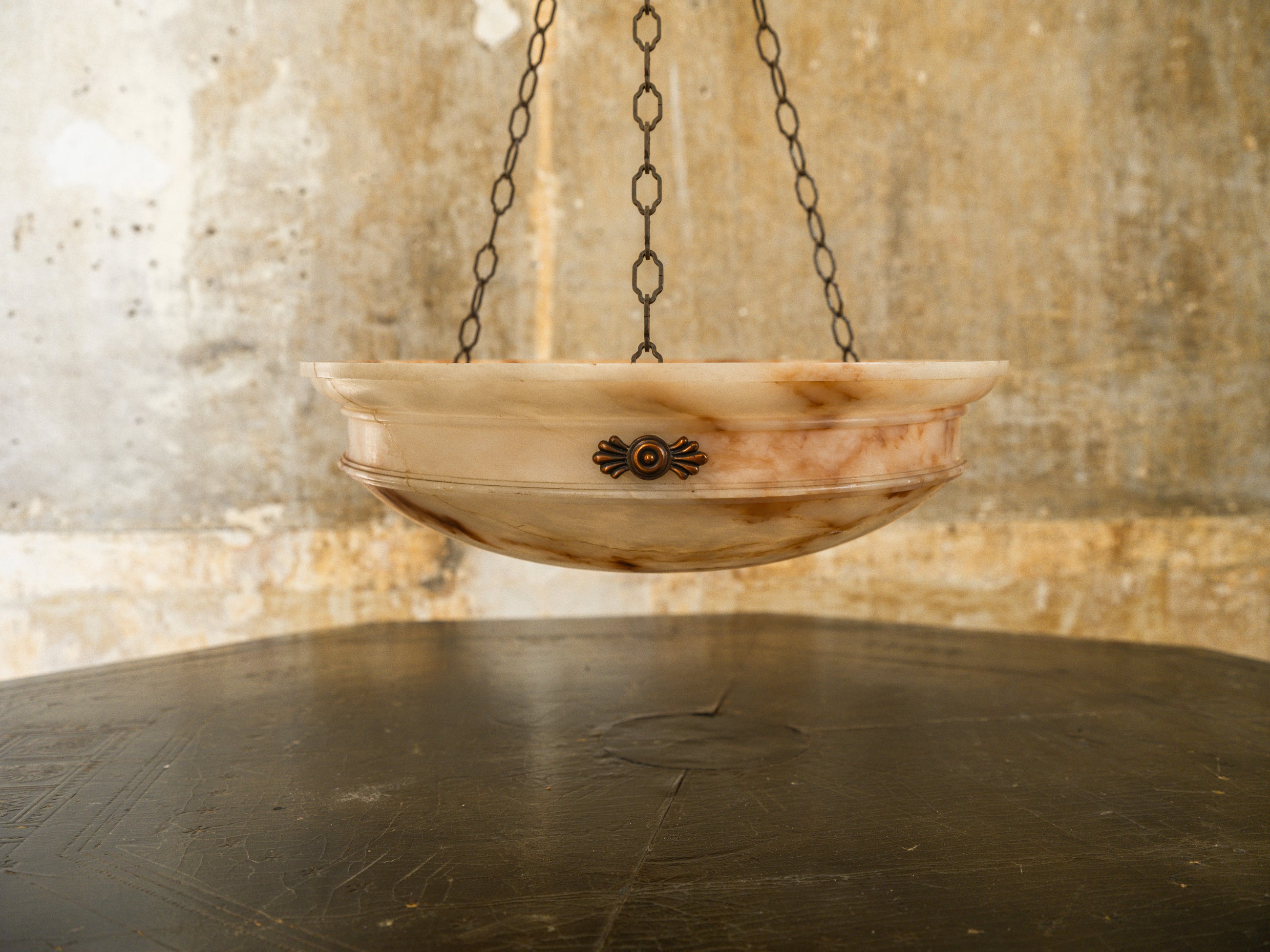 An Alabaster Dish Light