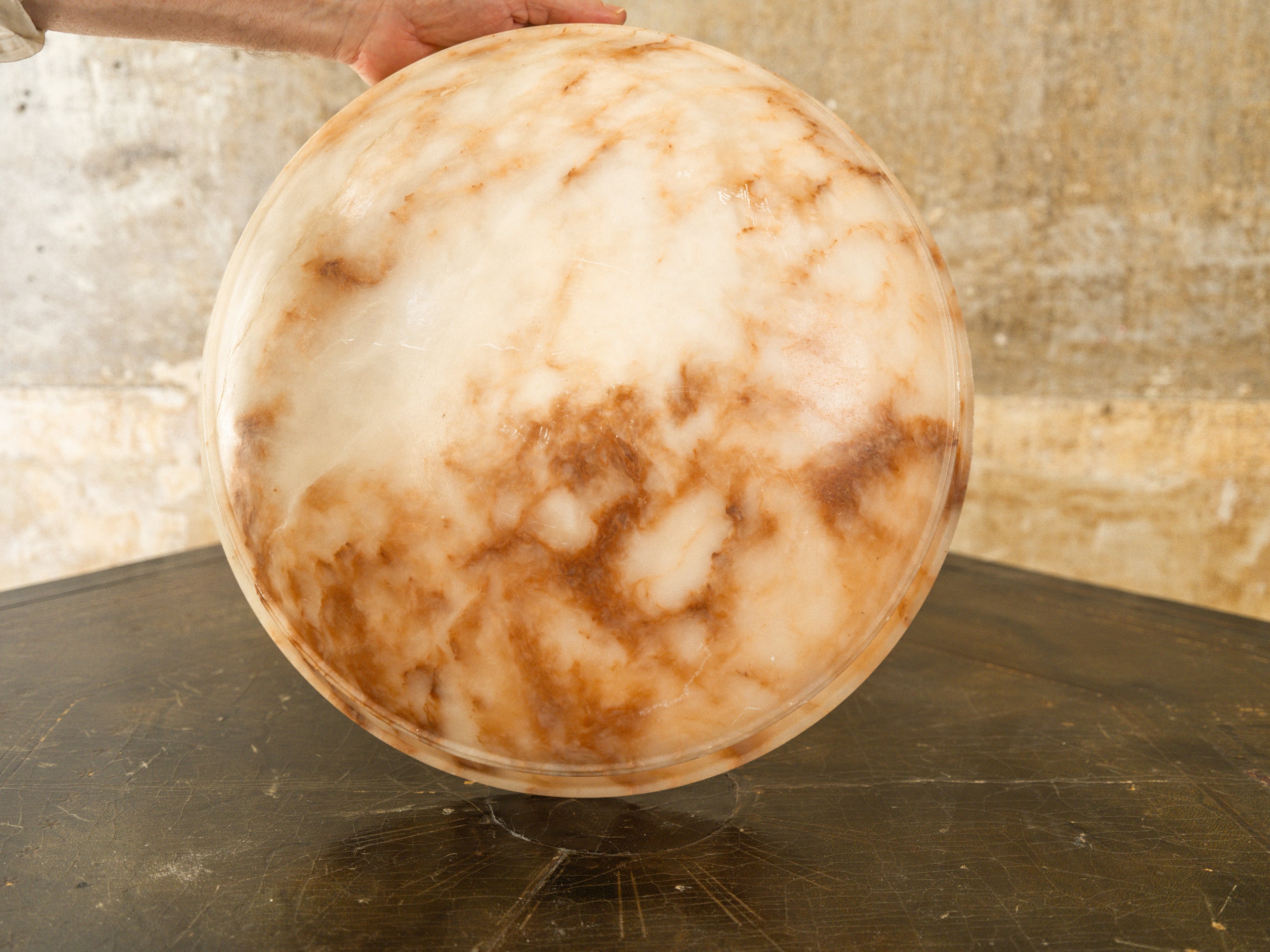 An Alabaster Dish Light