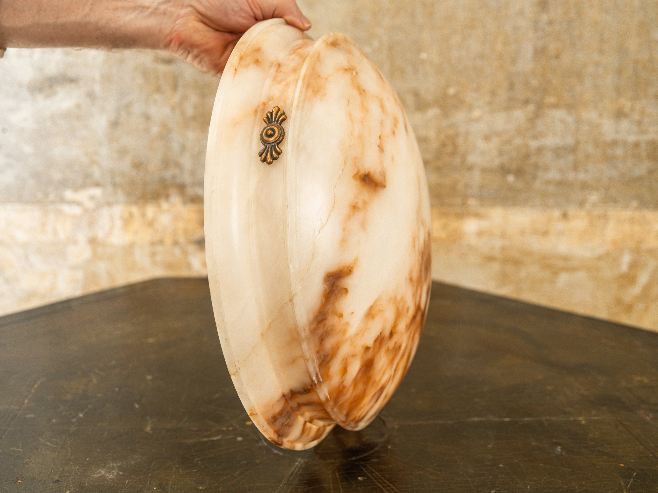 An Alabaster Dish Light