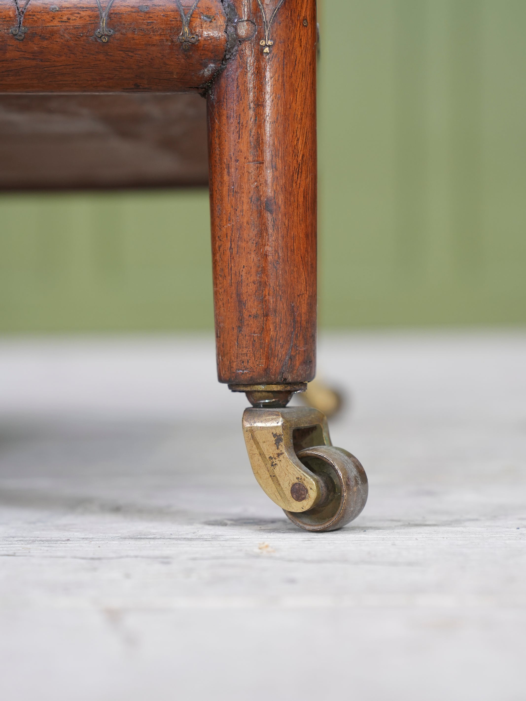 A Hoshiarpur Etagere