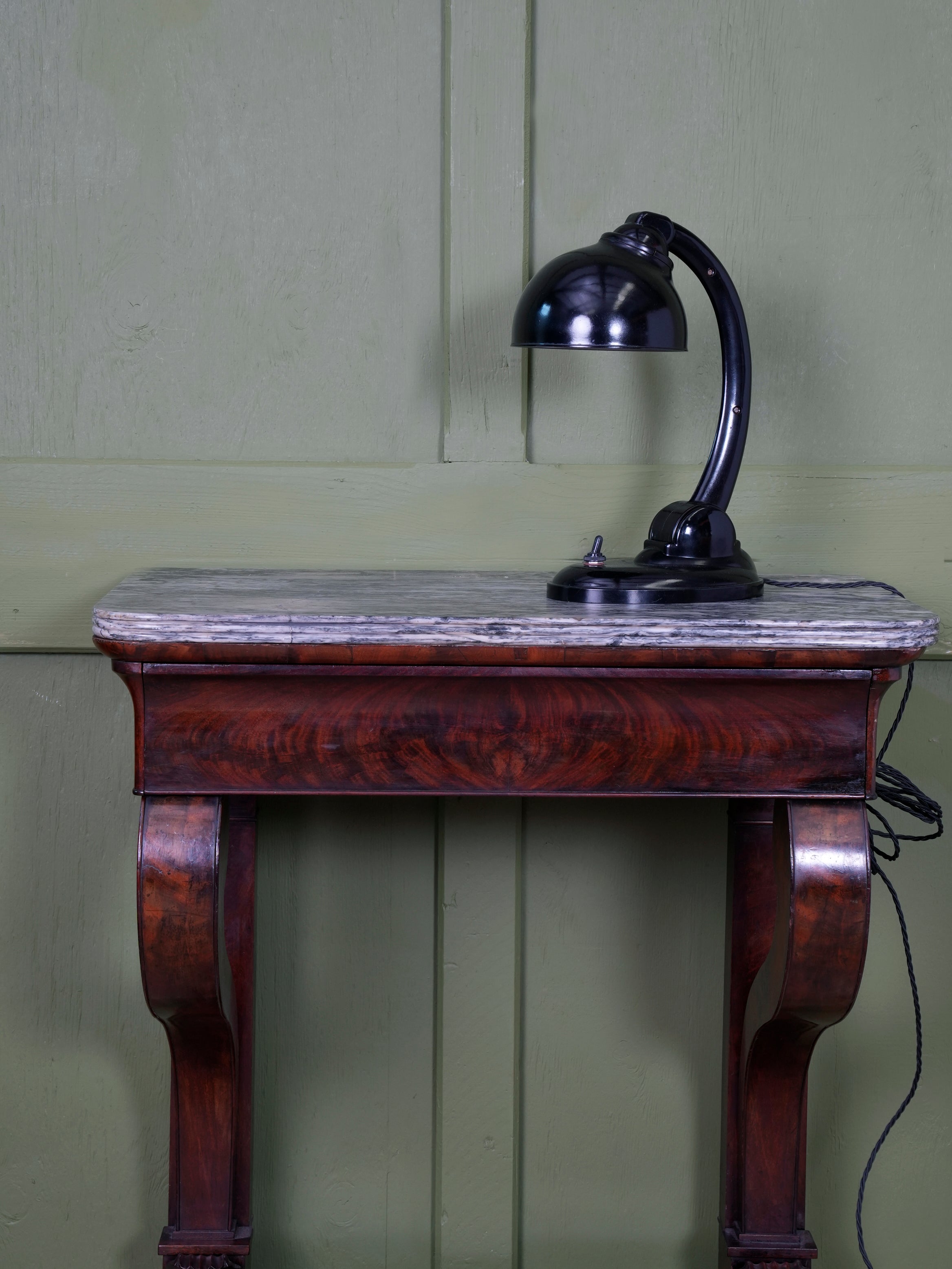 Model 11126 Desk Lamp