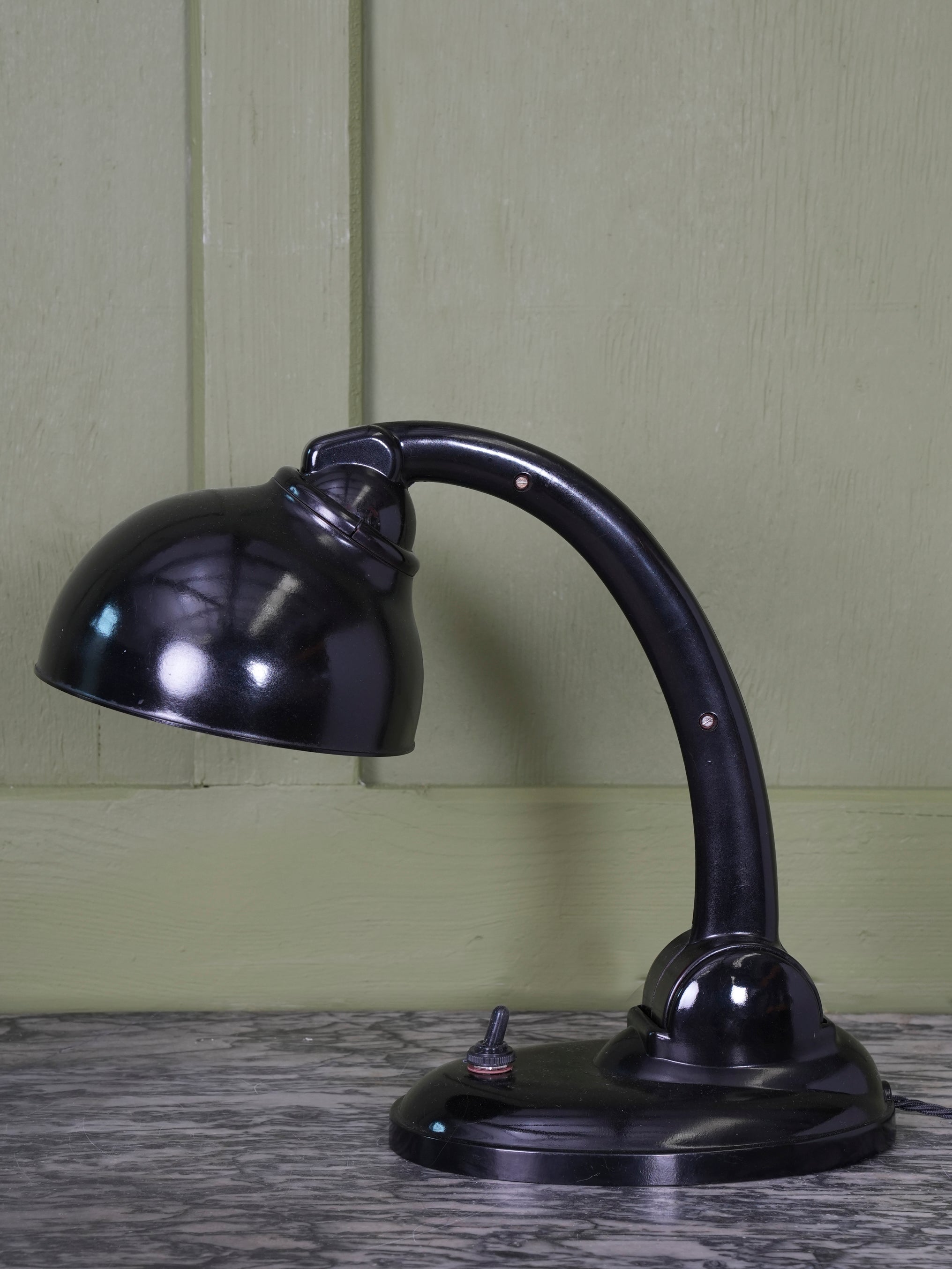 Model 11126 Desk Lamp