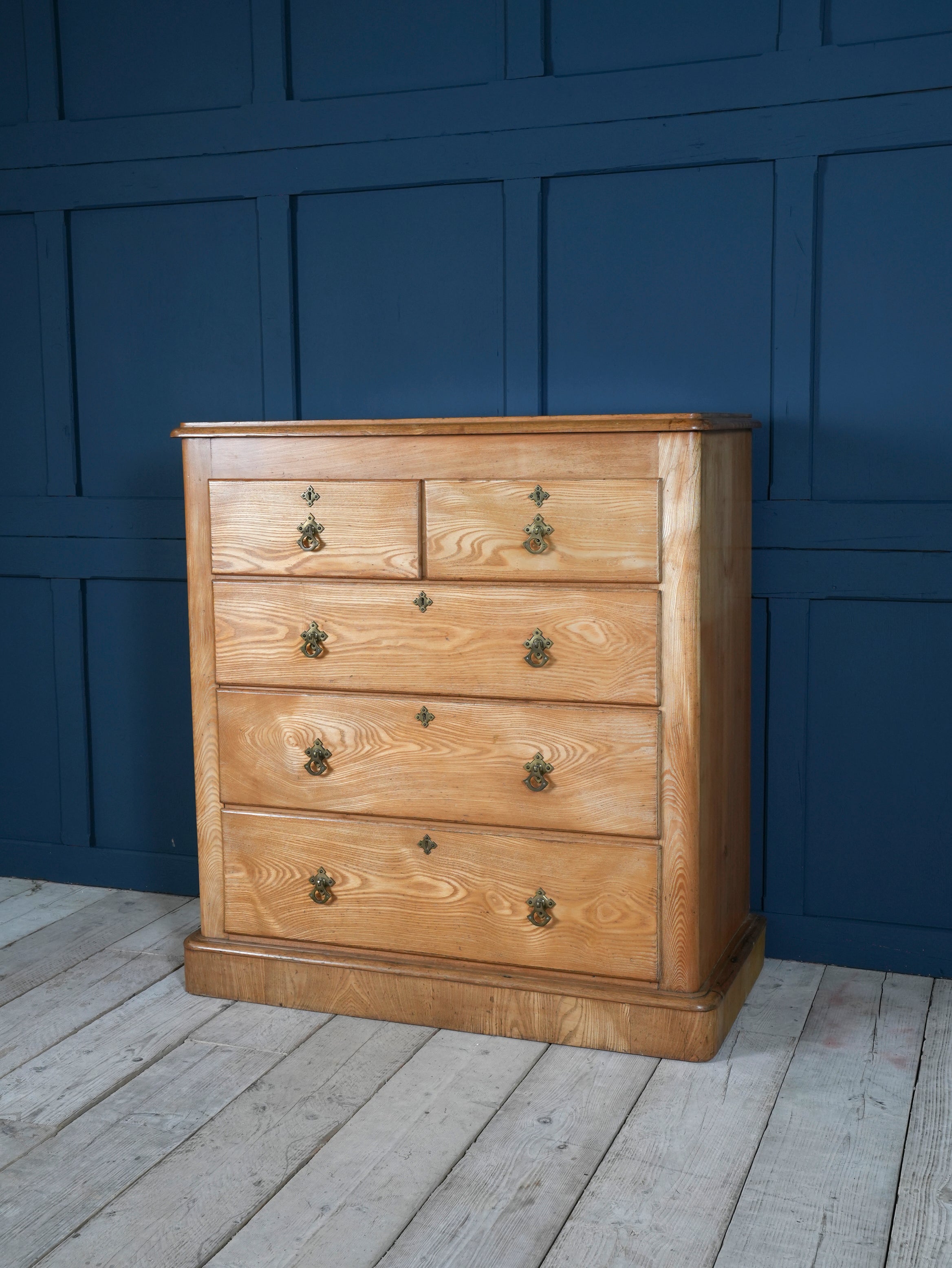 A 19th Century White Ash Chest of Drawers