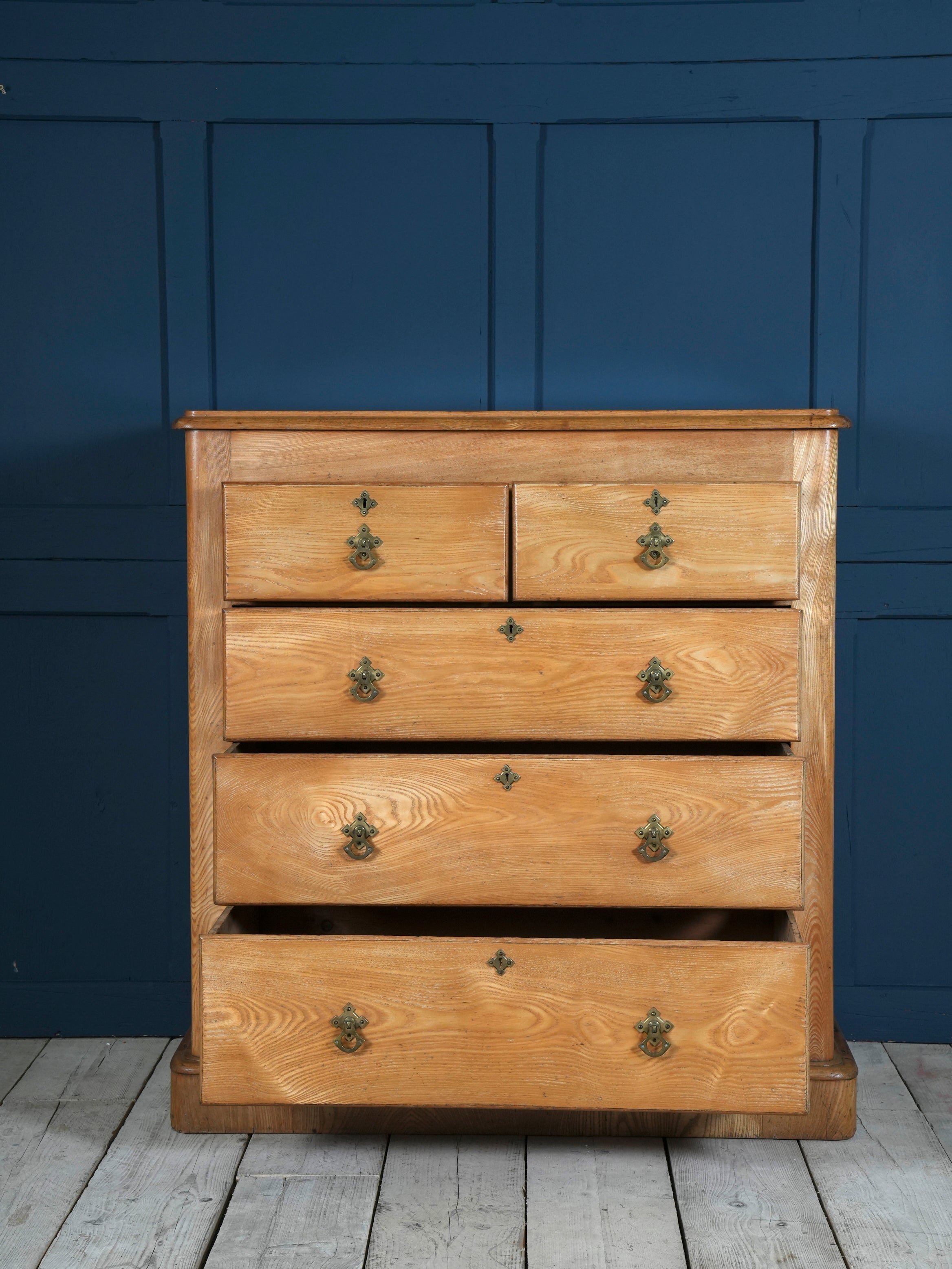 A 19th Century White Ash Chest of Drawers