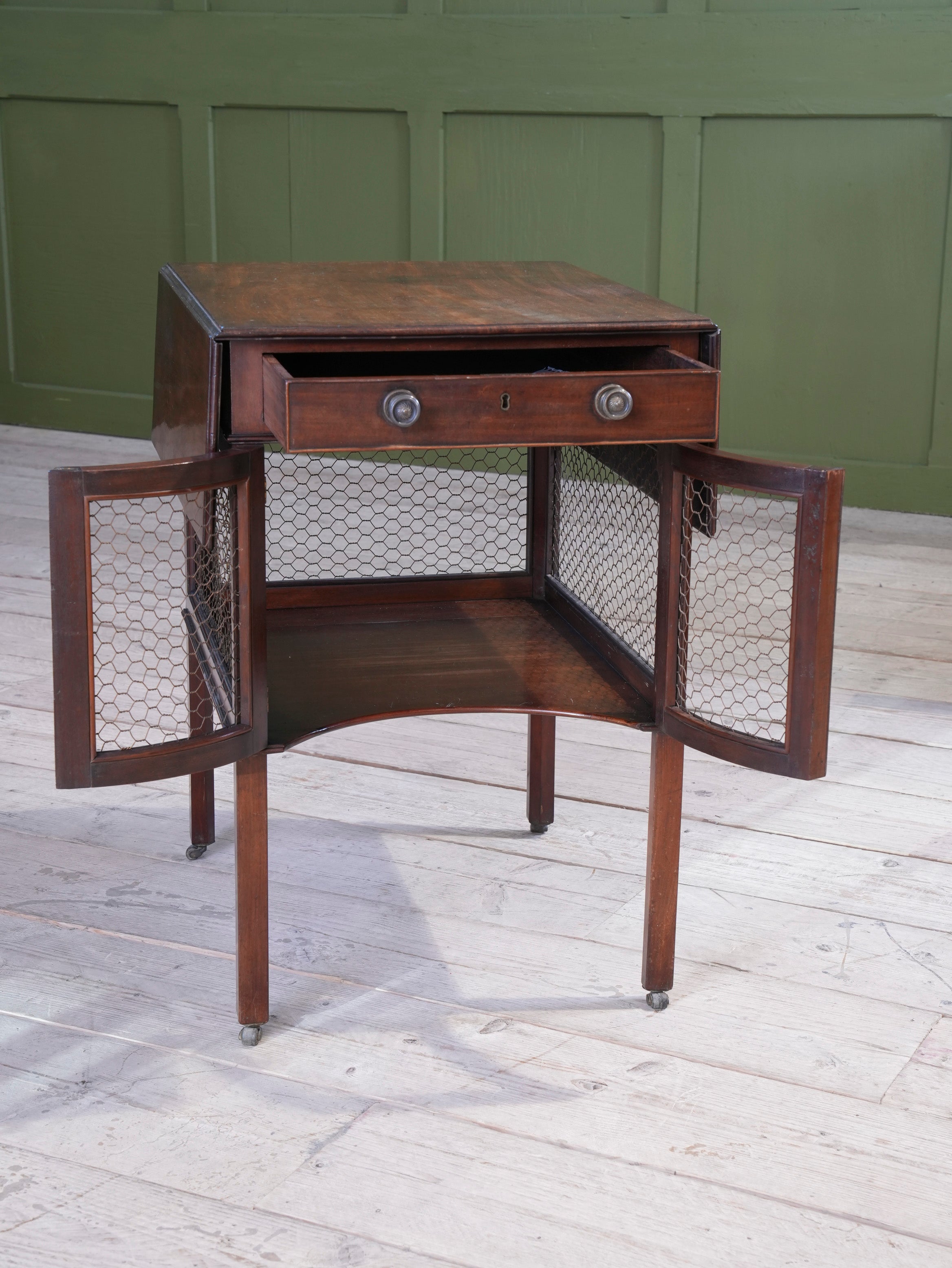 A Chippendale Period Pembroke Supper Table