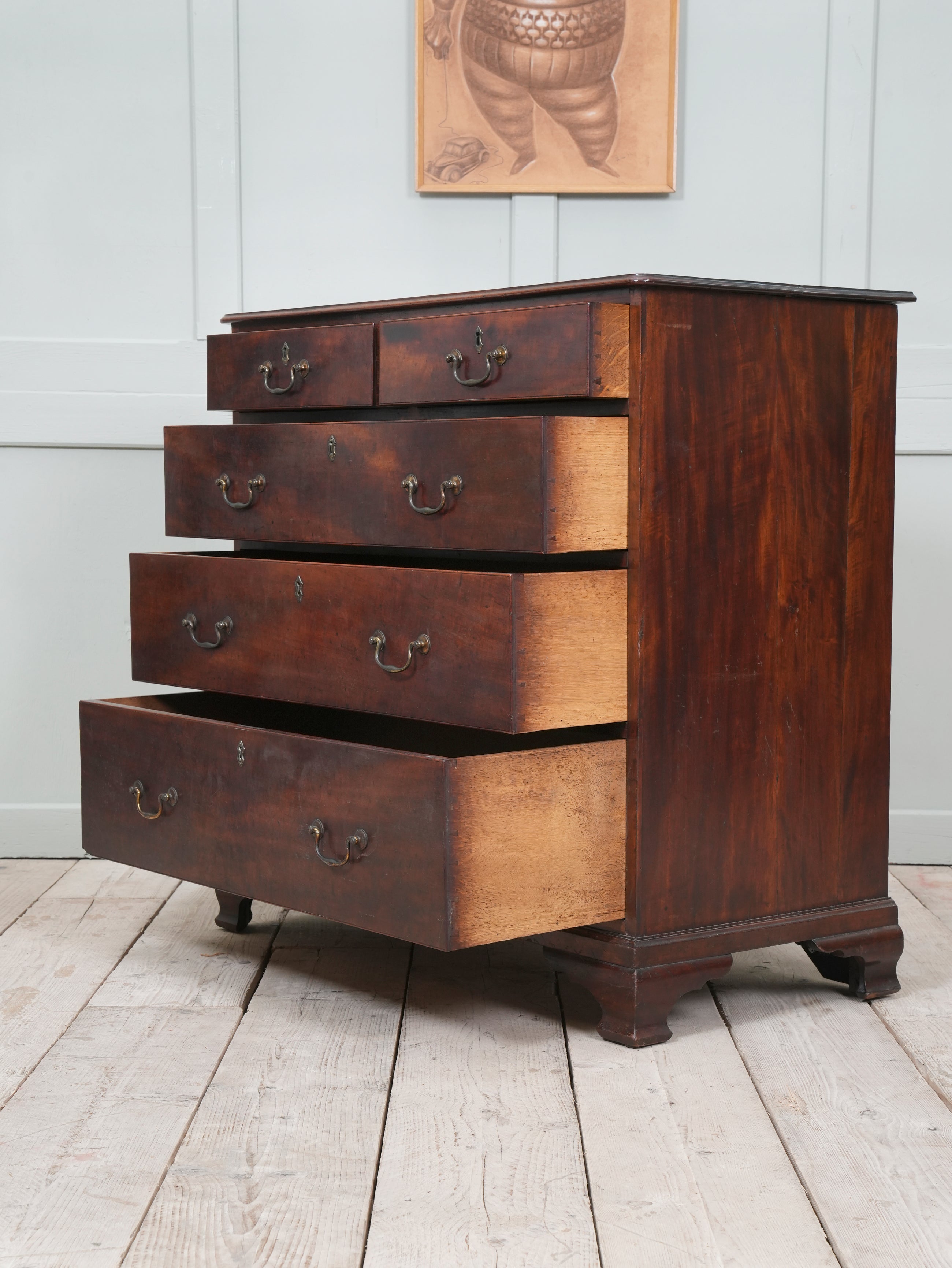 A Early 19th Century Mahogany Chest of Drawers