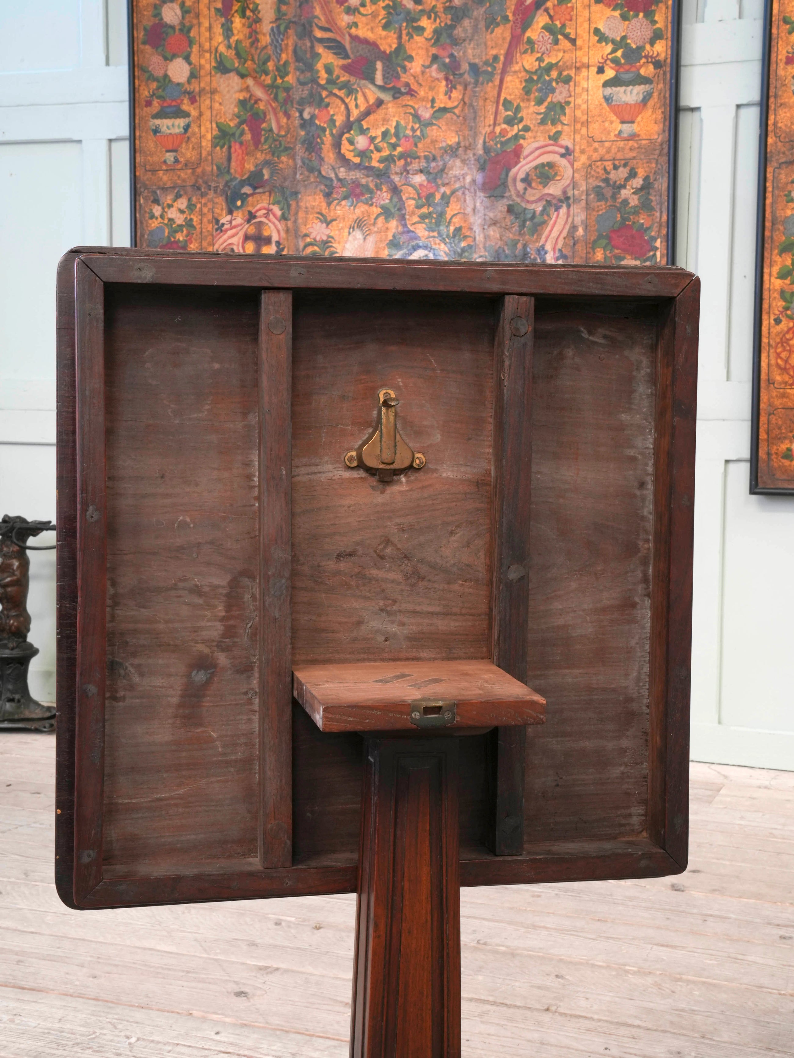 A George IV Anglo Asian Tilt Top Table