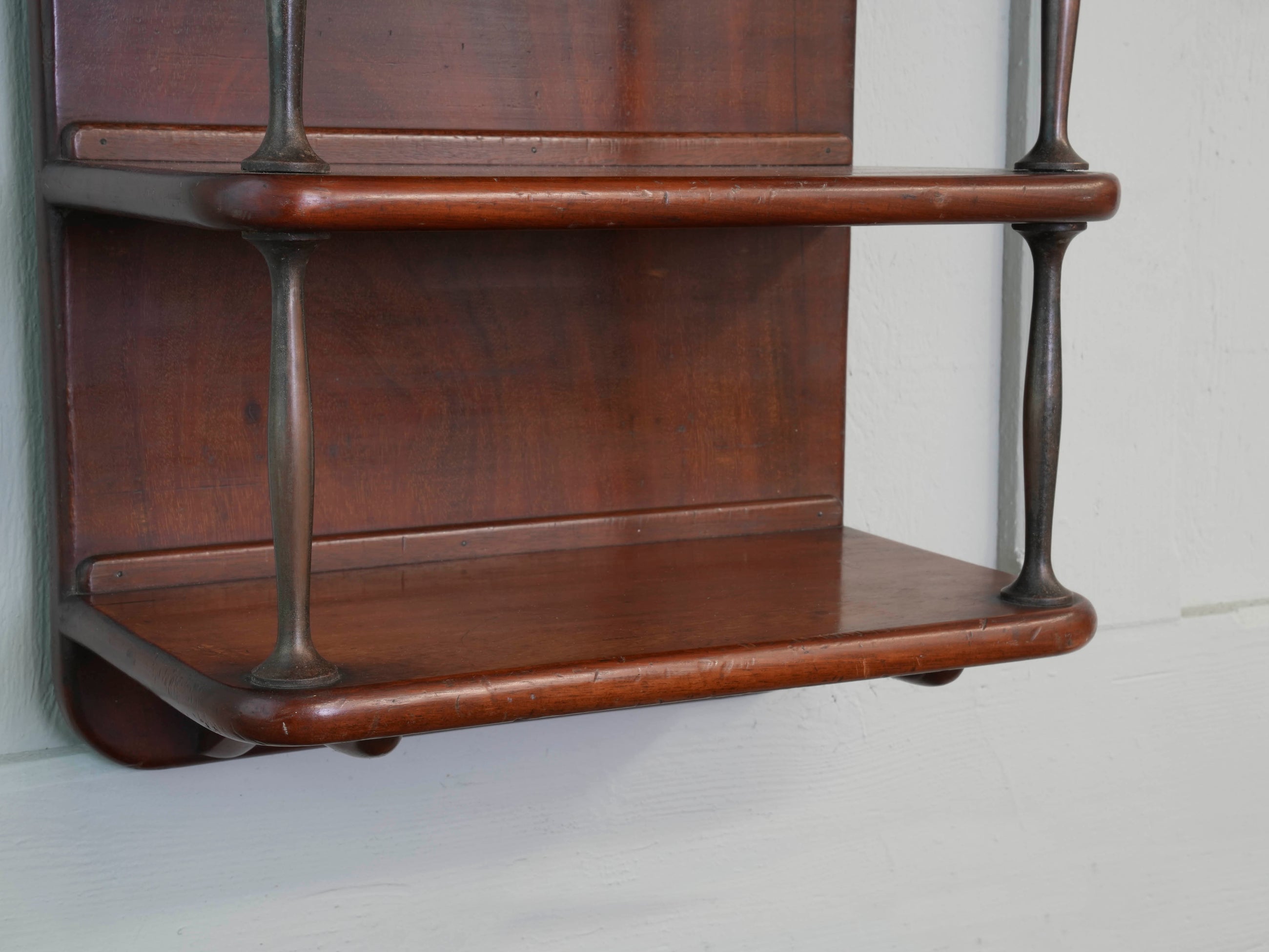 Maritime Hanging Shelves