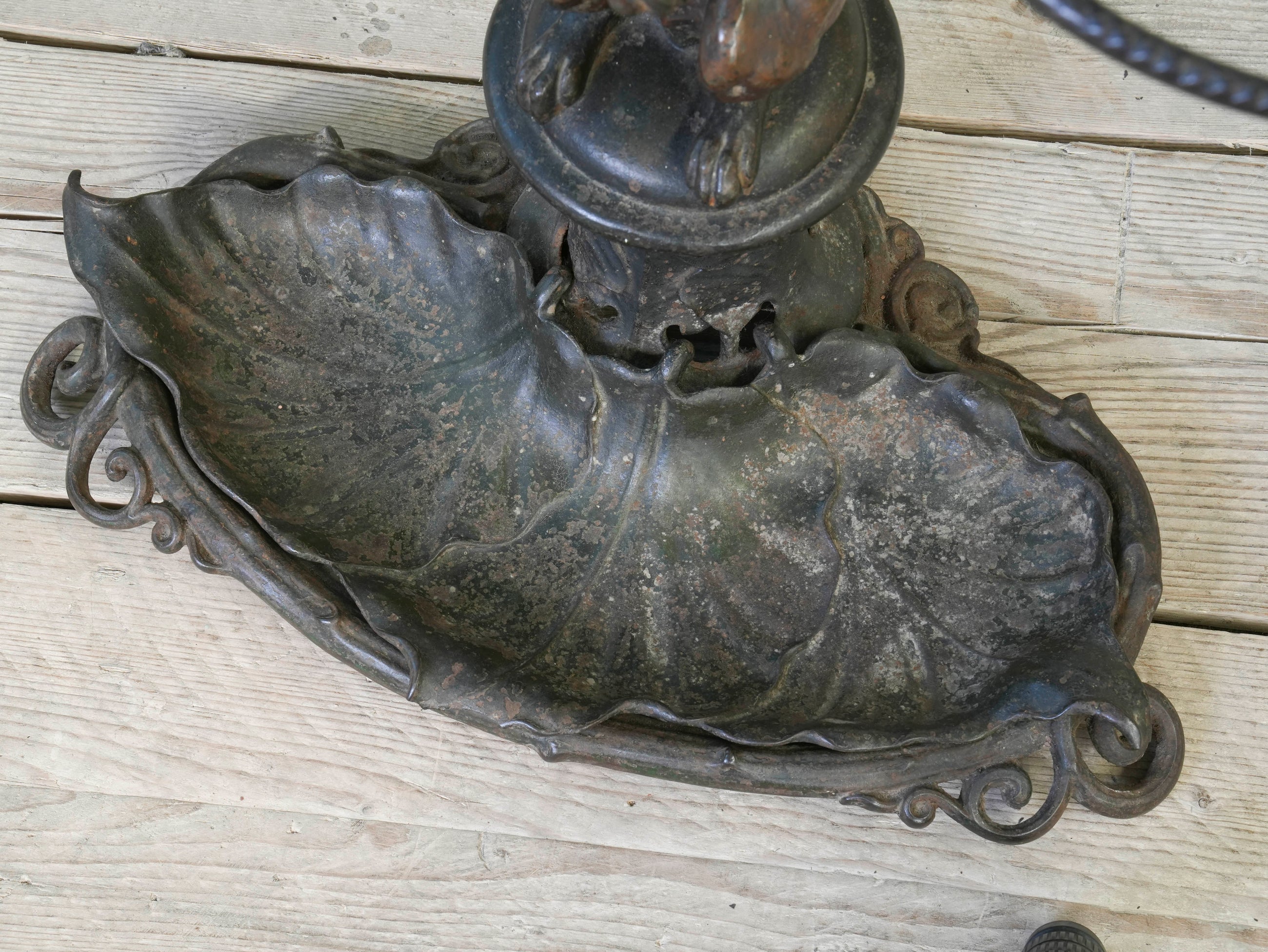 A Chihuahua & Crop Stick Stand