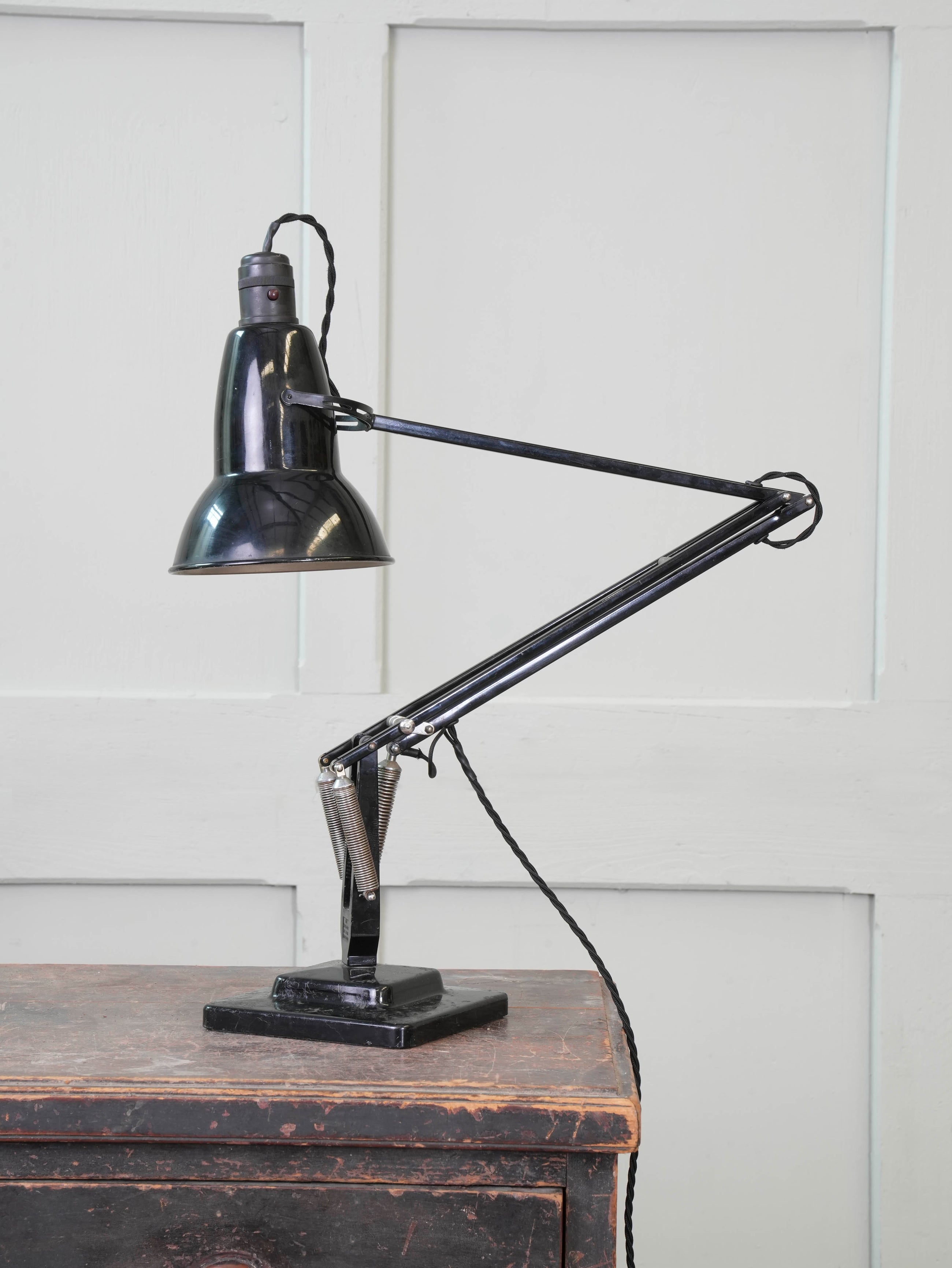 1227 Model Anglepoise Desk Light