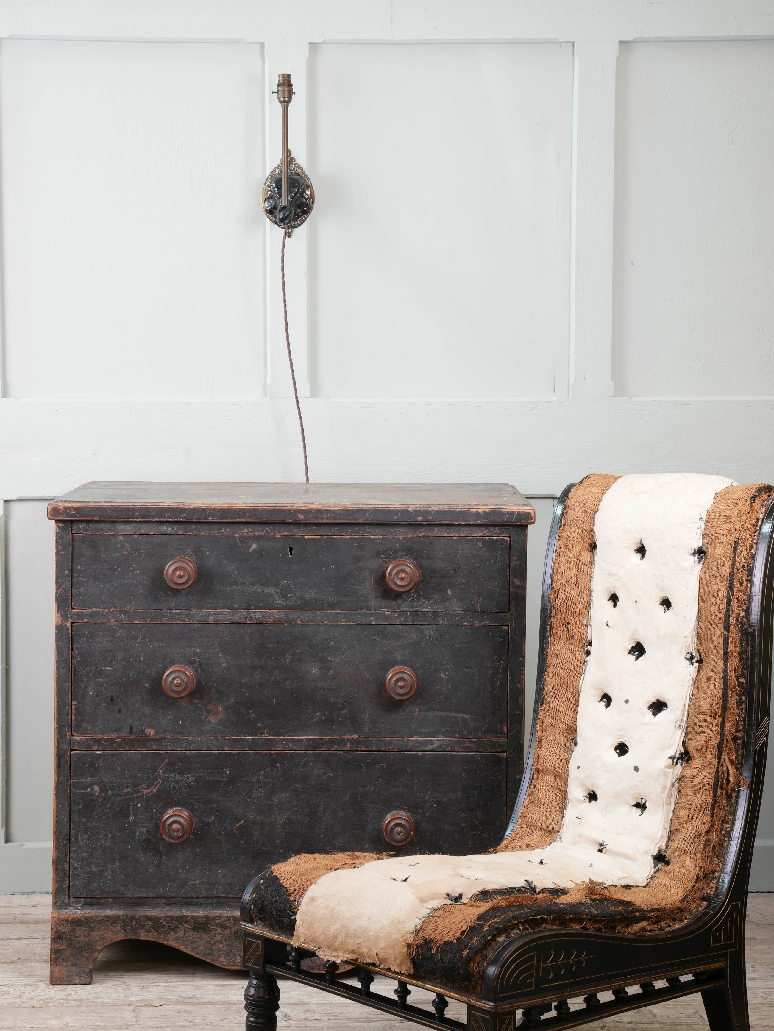 Cold Painted Bronze Elephant Wall Light