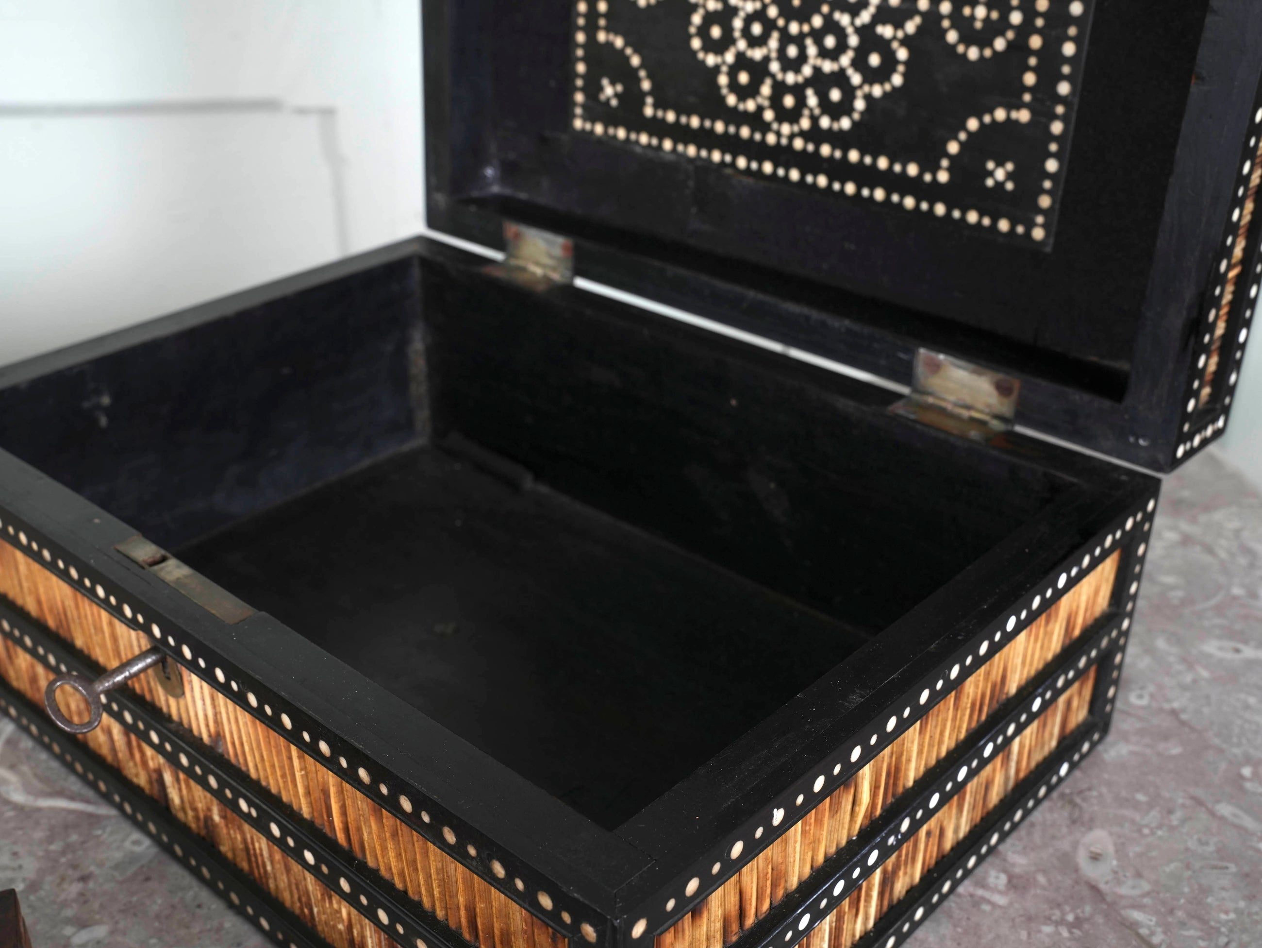 An Anglo Indian Porcupine Quill & Ebony Dressing Table Box
