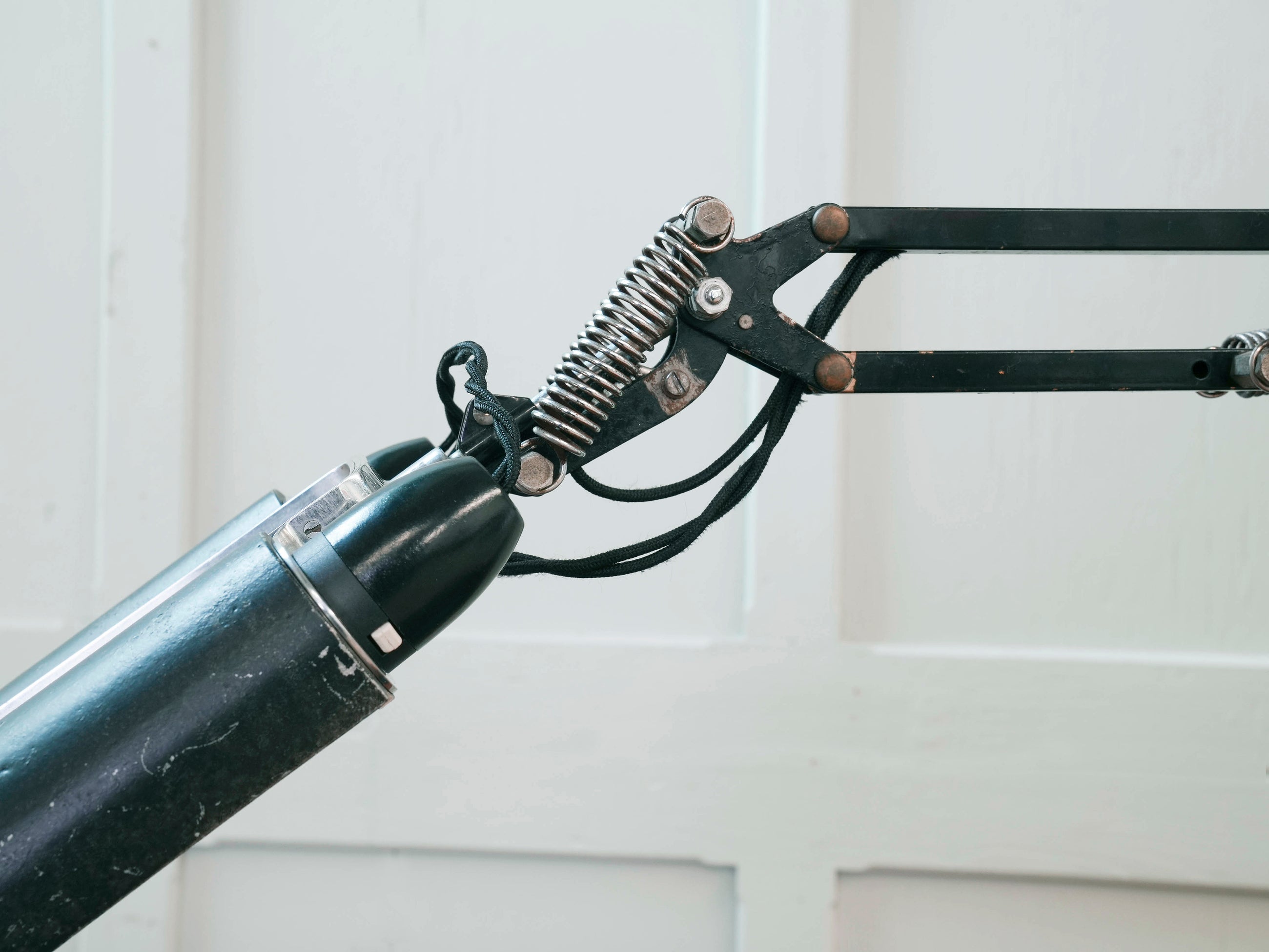 Anglepoise 1431 Magnifying Desk Lamp