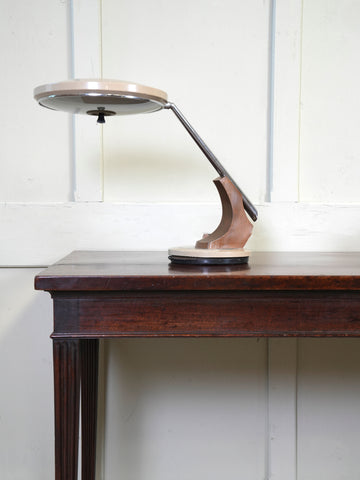 A Fase Desk Lamp