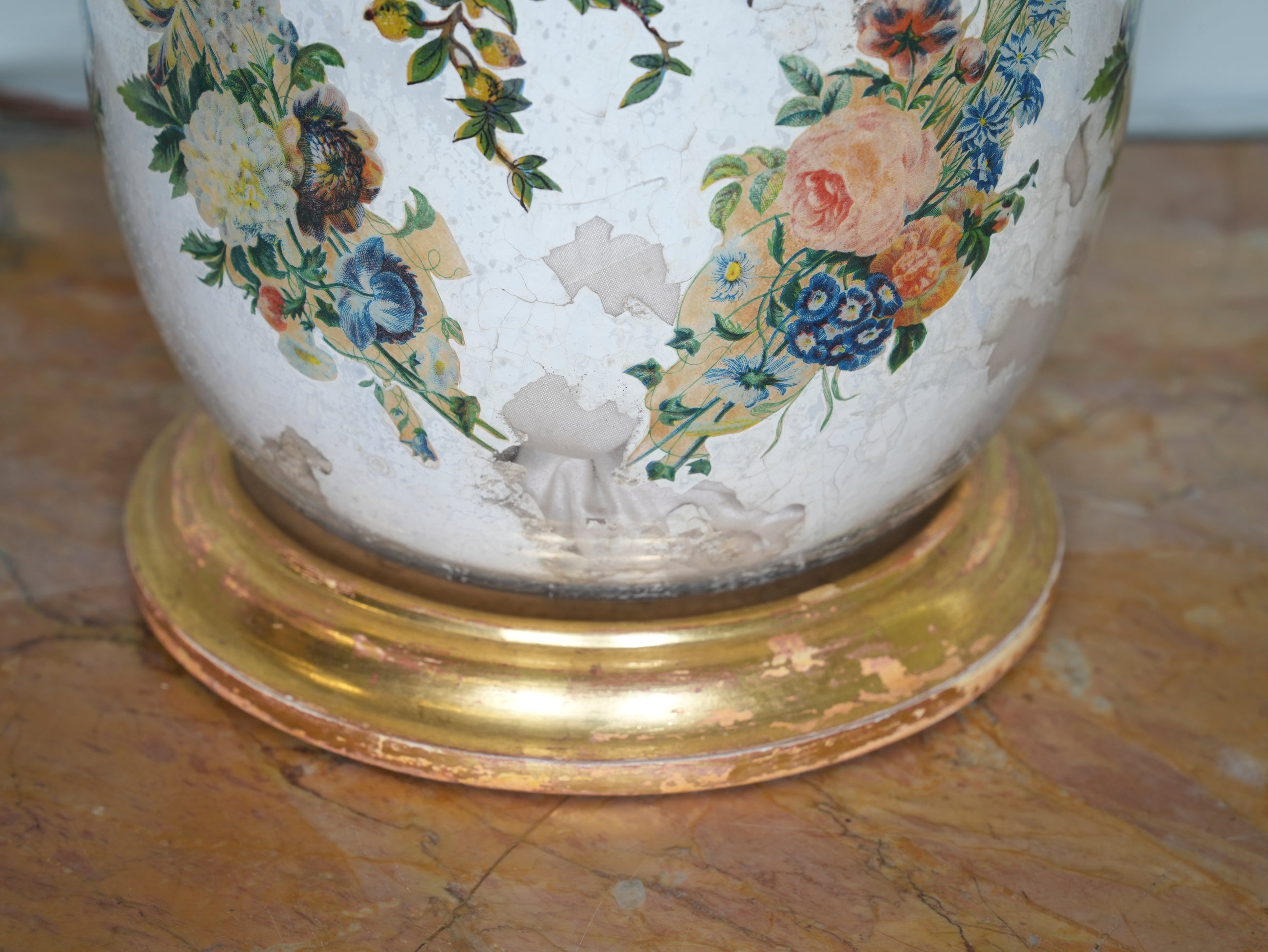 A 19th Century Decalcomania Vase Table Lamp