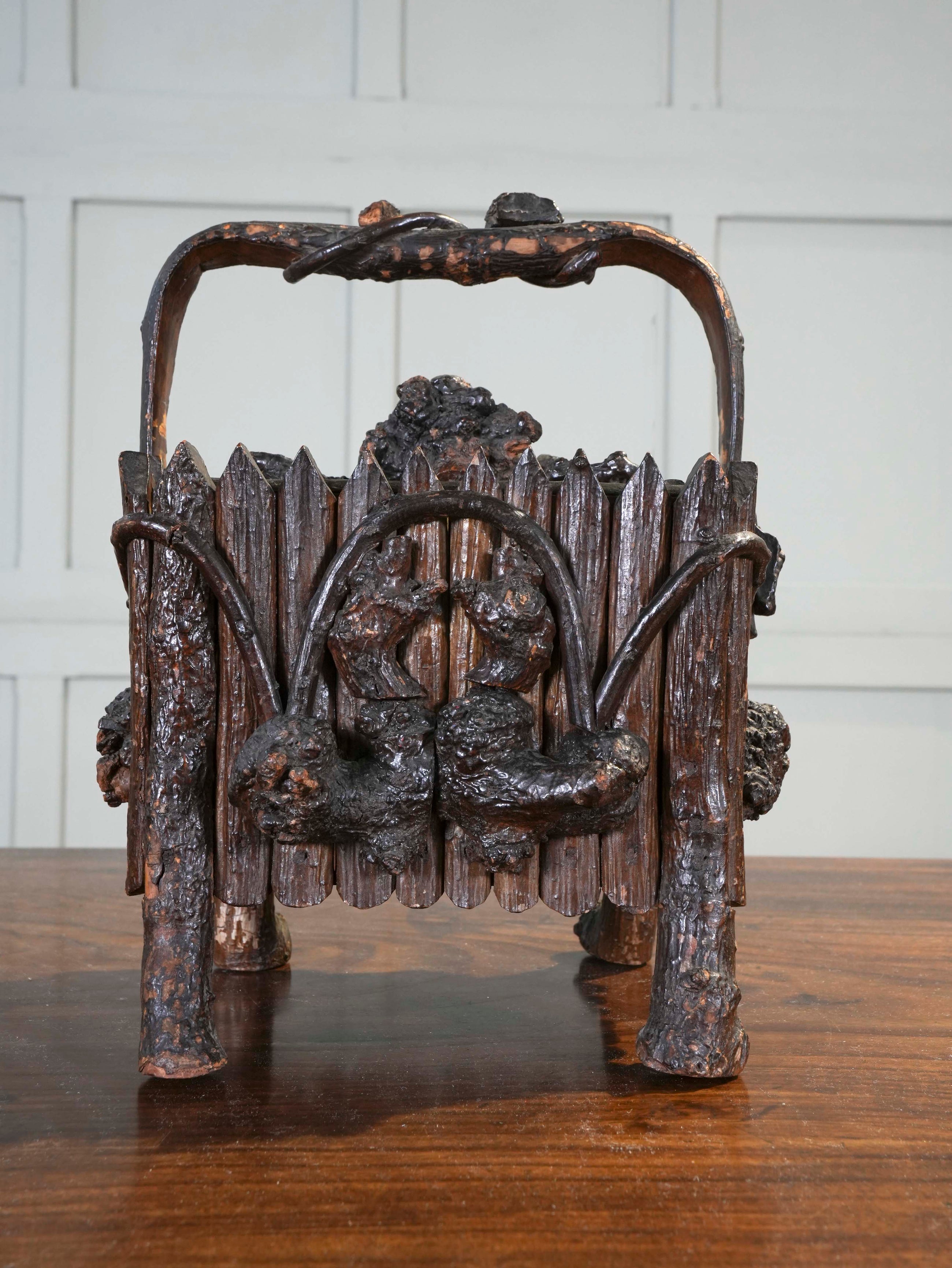 A Black Forest Briar Wood Trinket Box