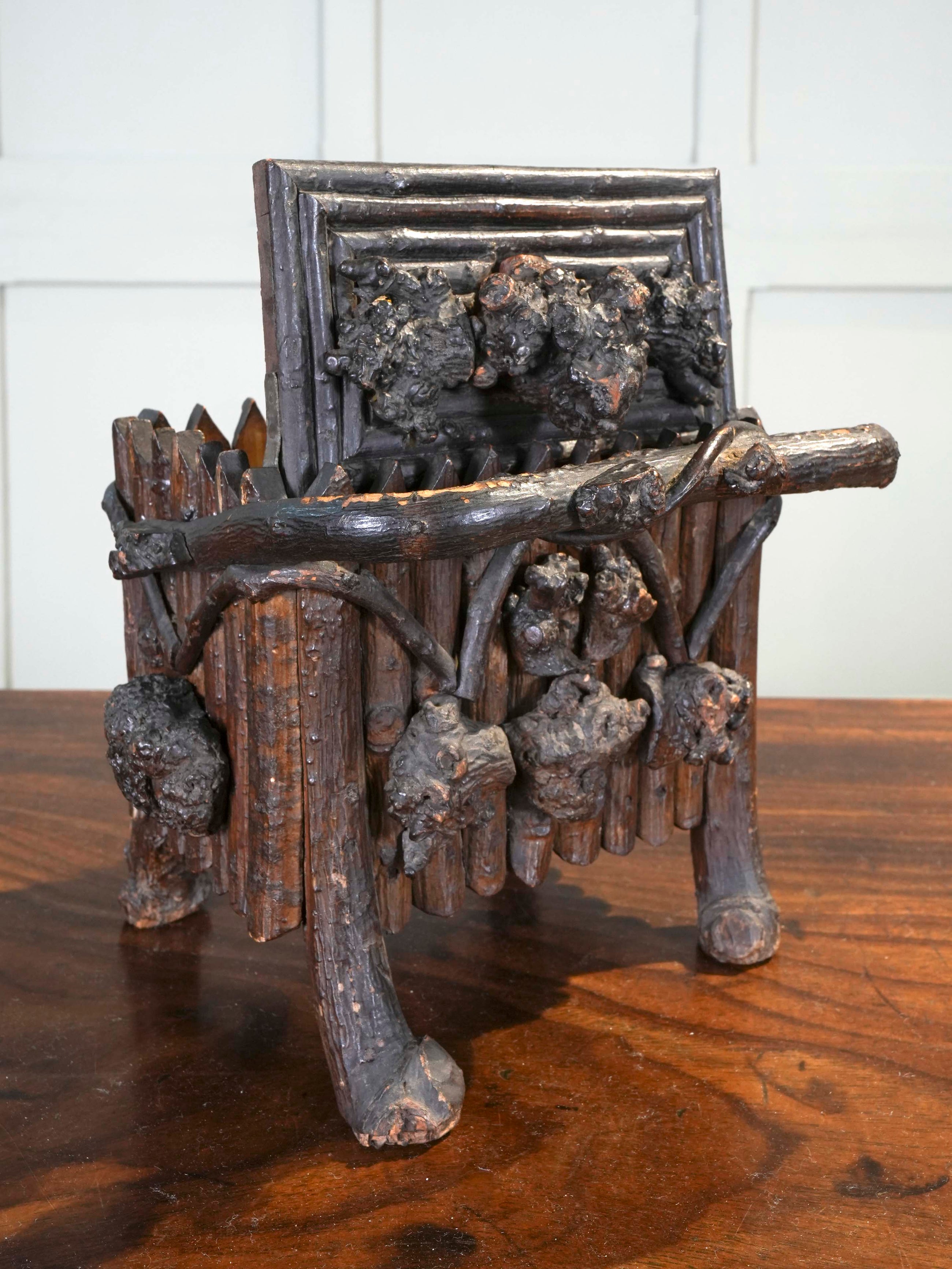 A Black Forest Briar Wood Trinket Box