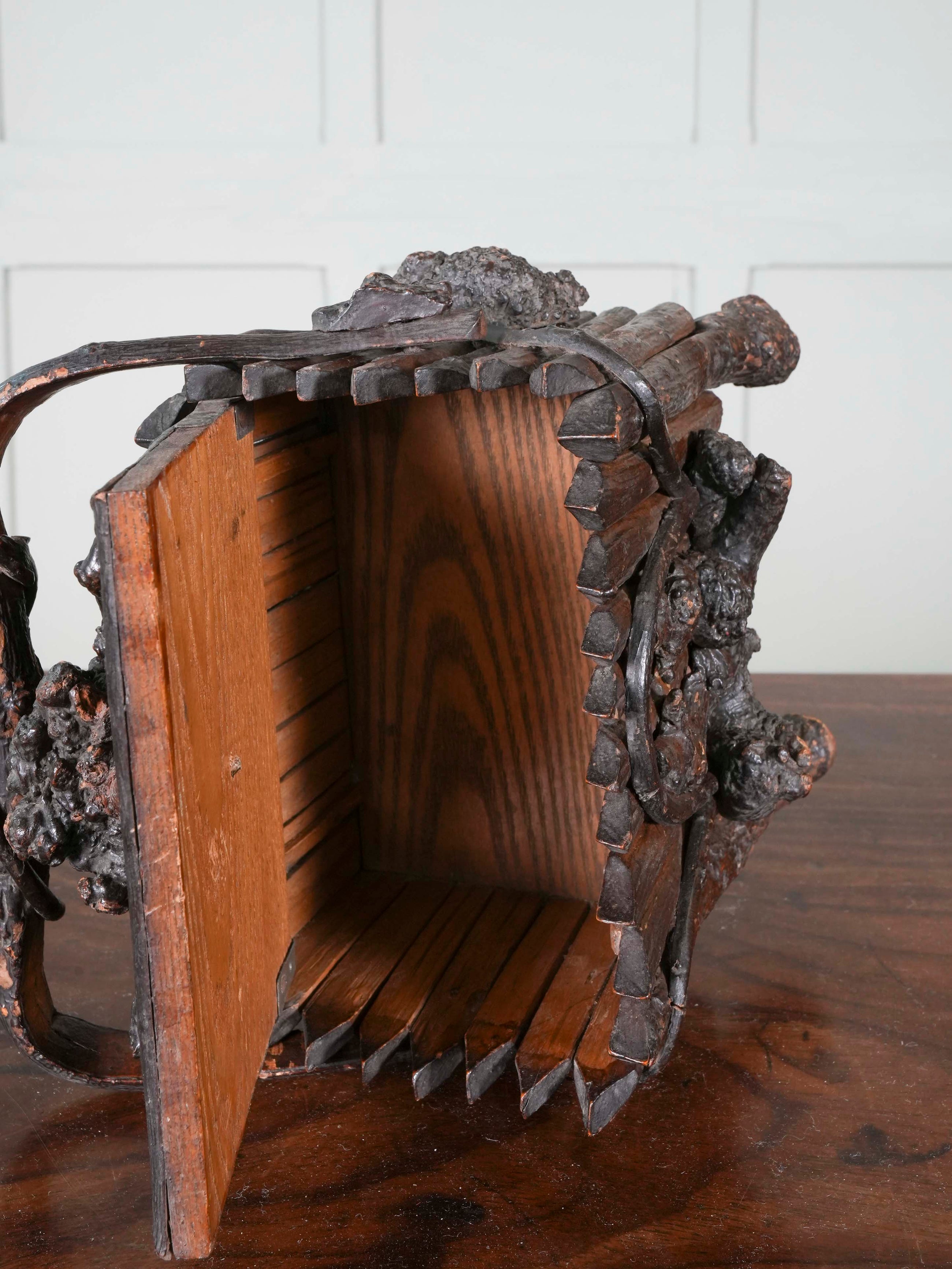 A Black Forest Briar Wood Trinket Box