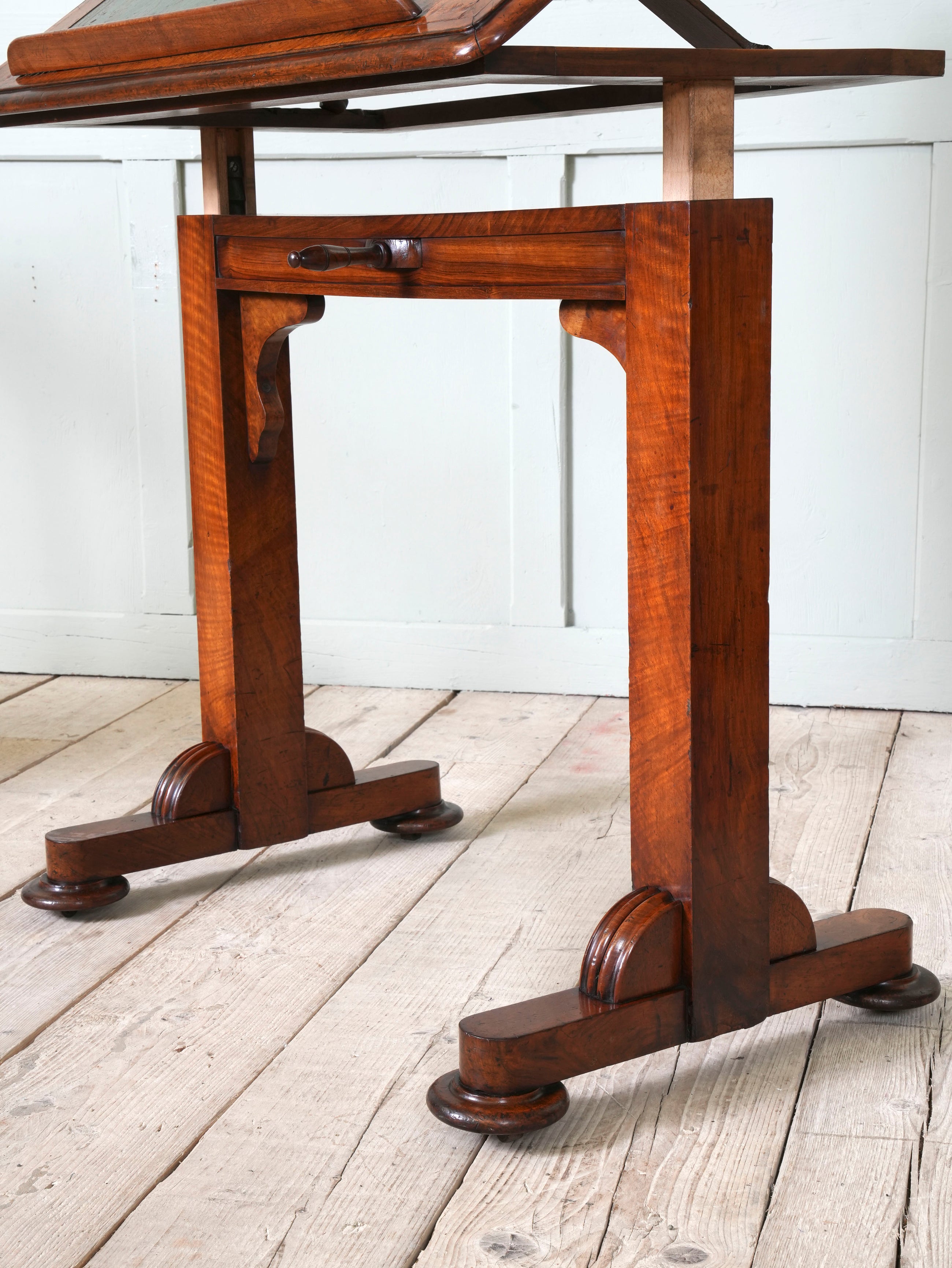 A Regency Mahogany Writing Table