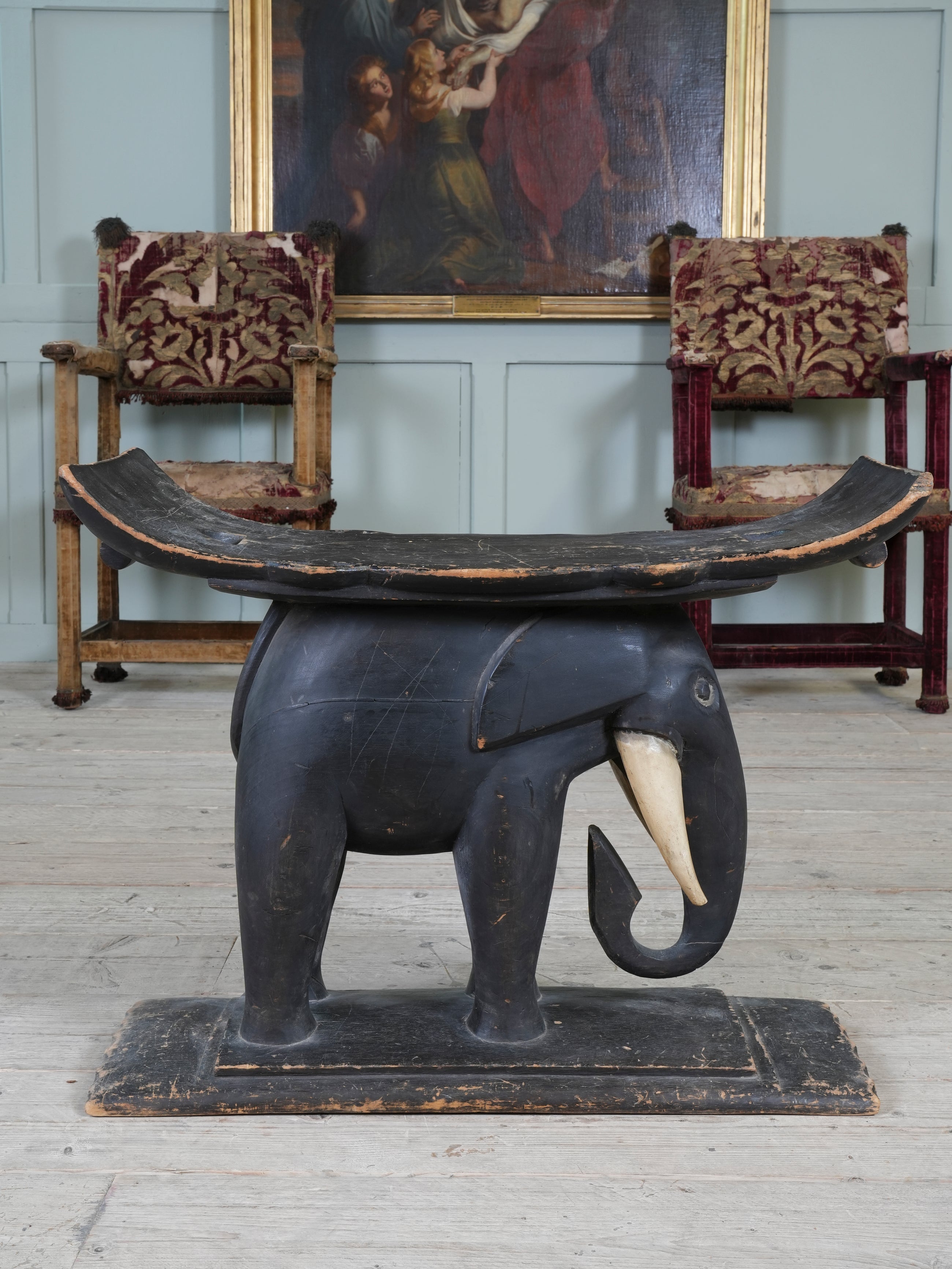 Ashanti Elephant Seat