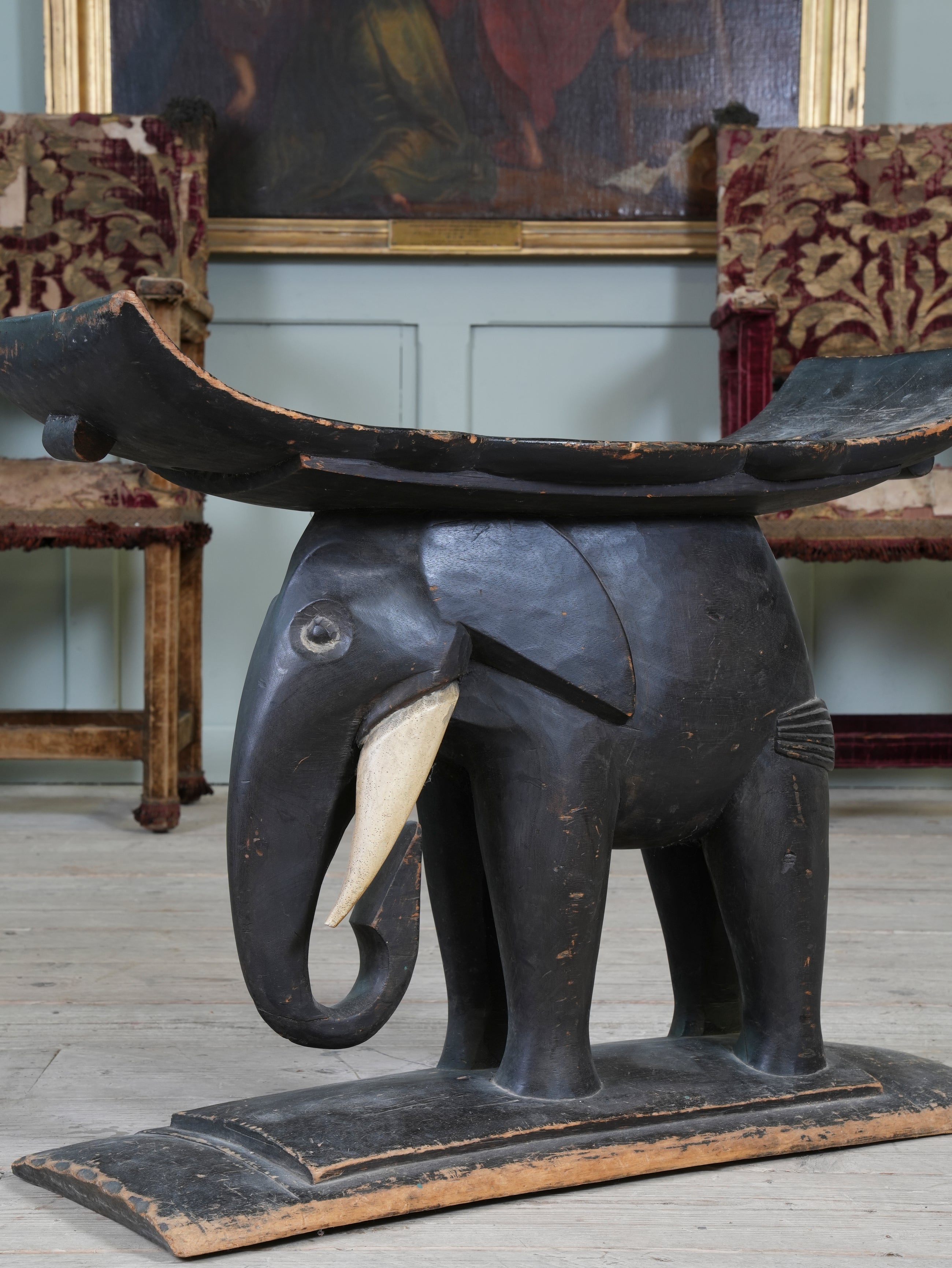 Ashanti Elephant Seat