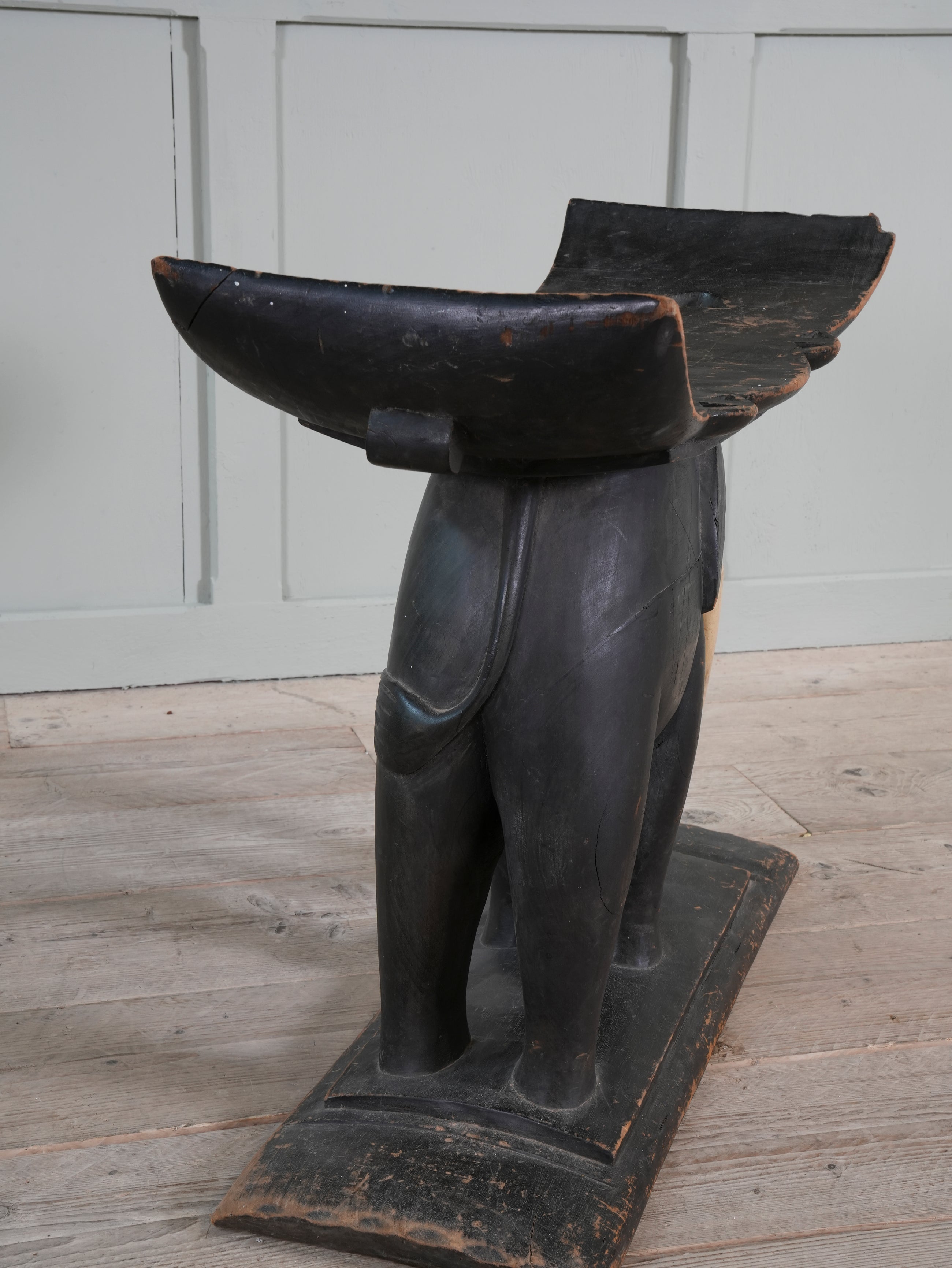 Ashanti Elephant Seat