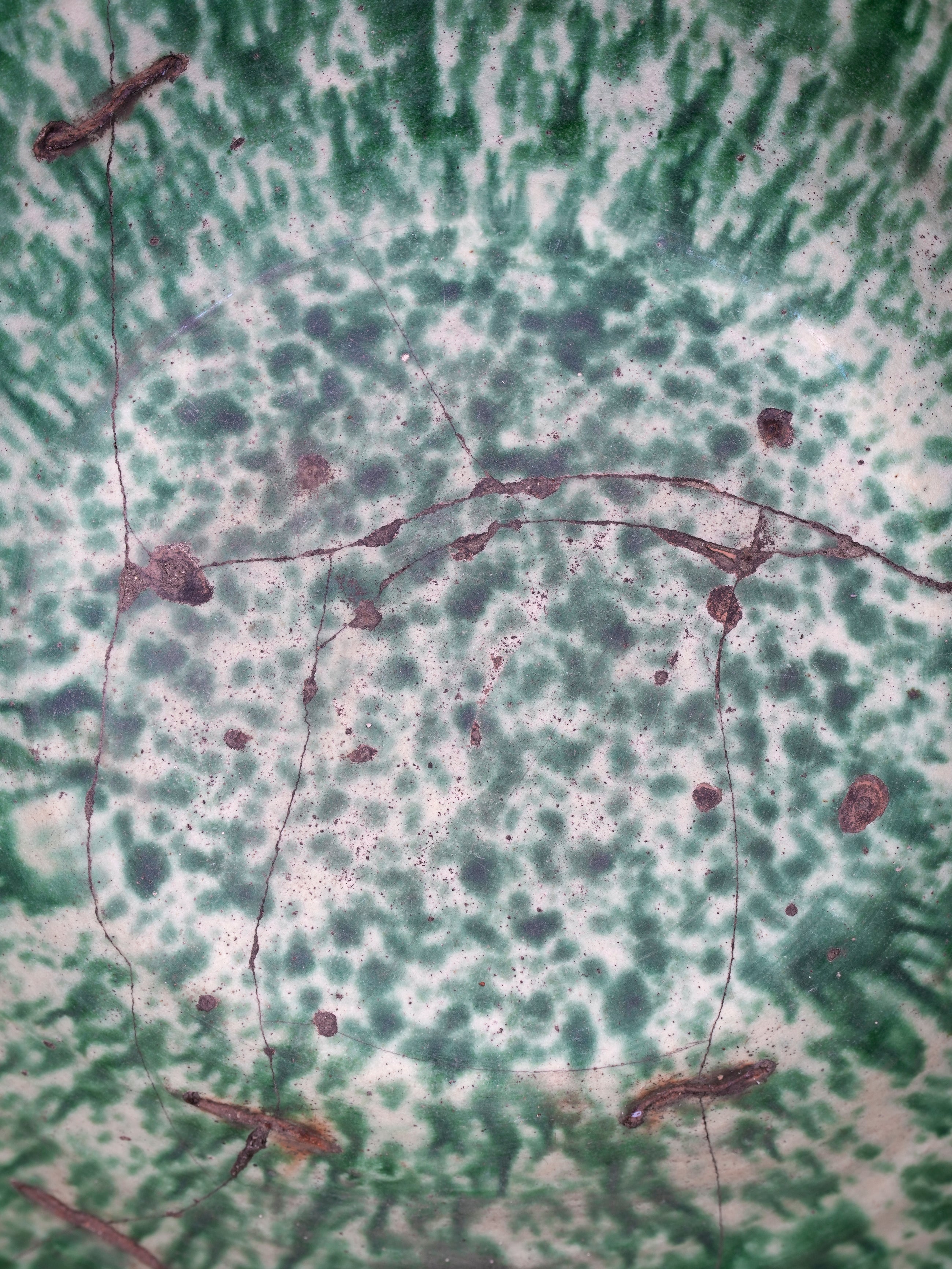 A Large Italian Schizzato Bowl