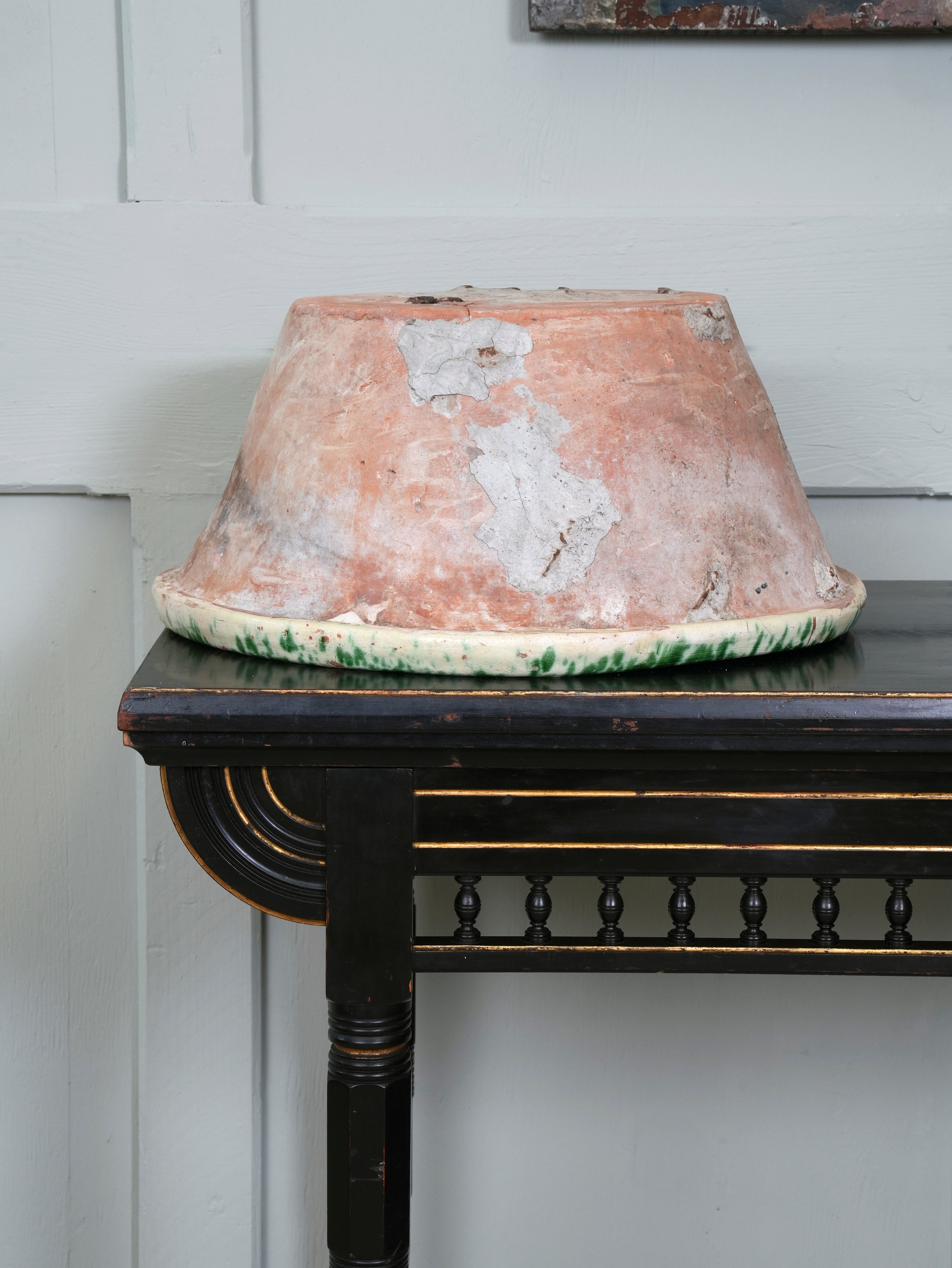 A Large Italian Schizzato Bowl