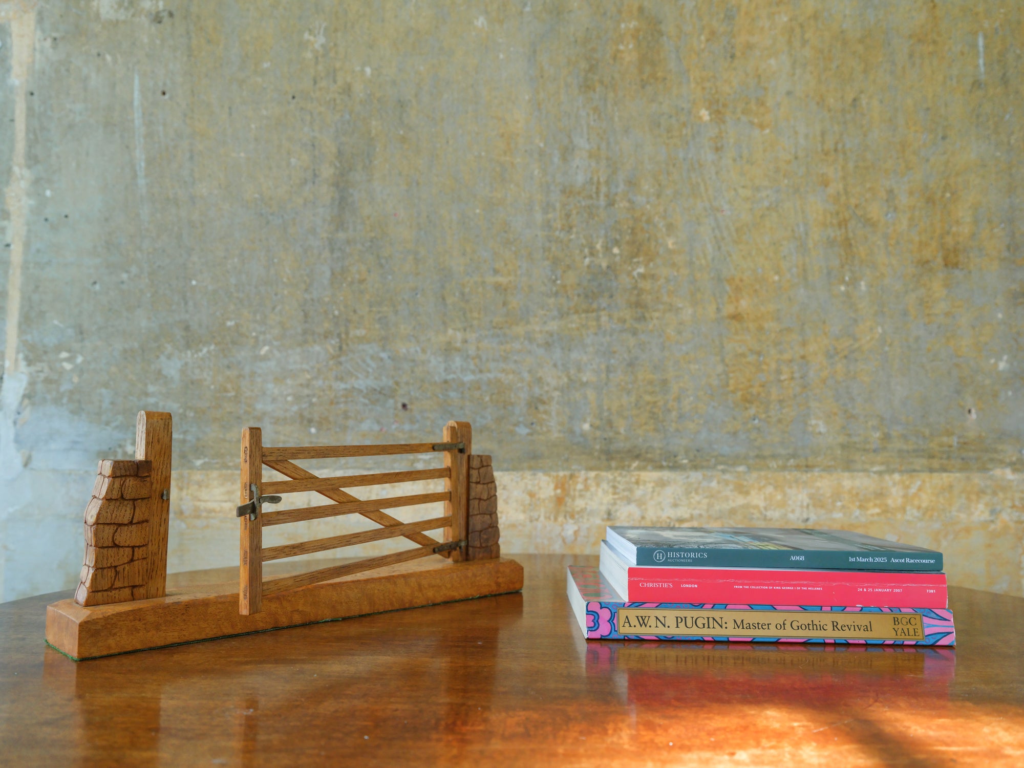 A Five Bar Gate Model
