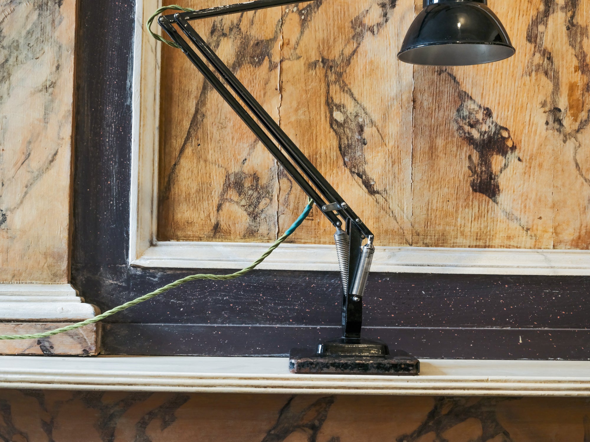 Black 1227 Anglepoise