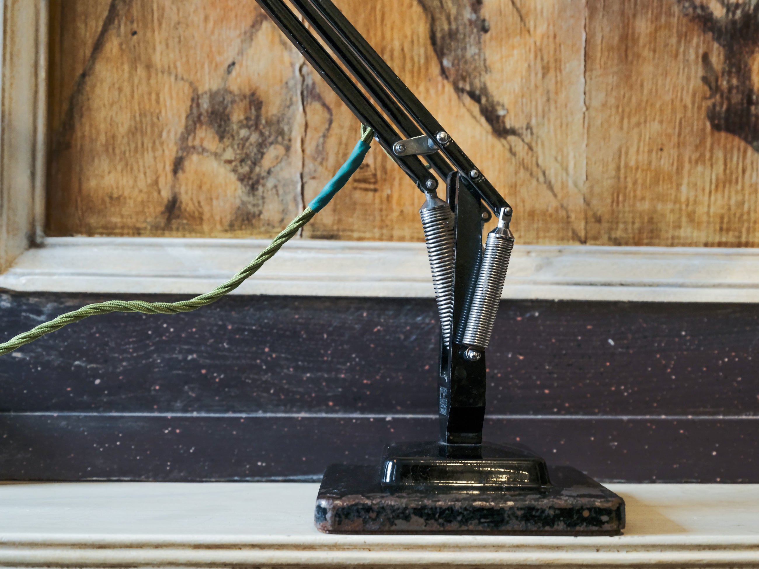 Black 1227 Anglepoise